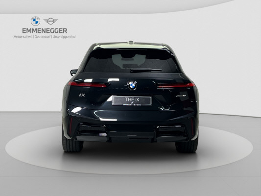 BMW iX xDrive60 M Sport-image-3