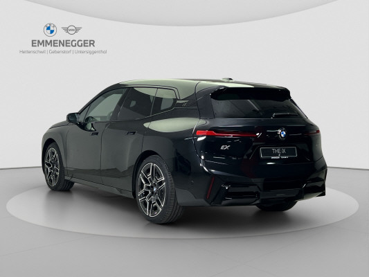 BMW iX xDrive60 M Sport-image-2