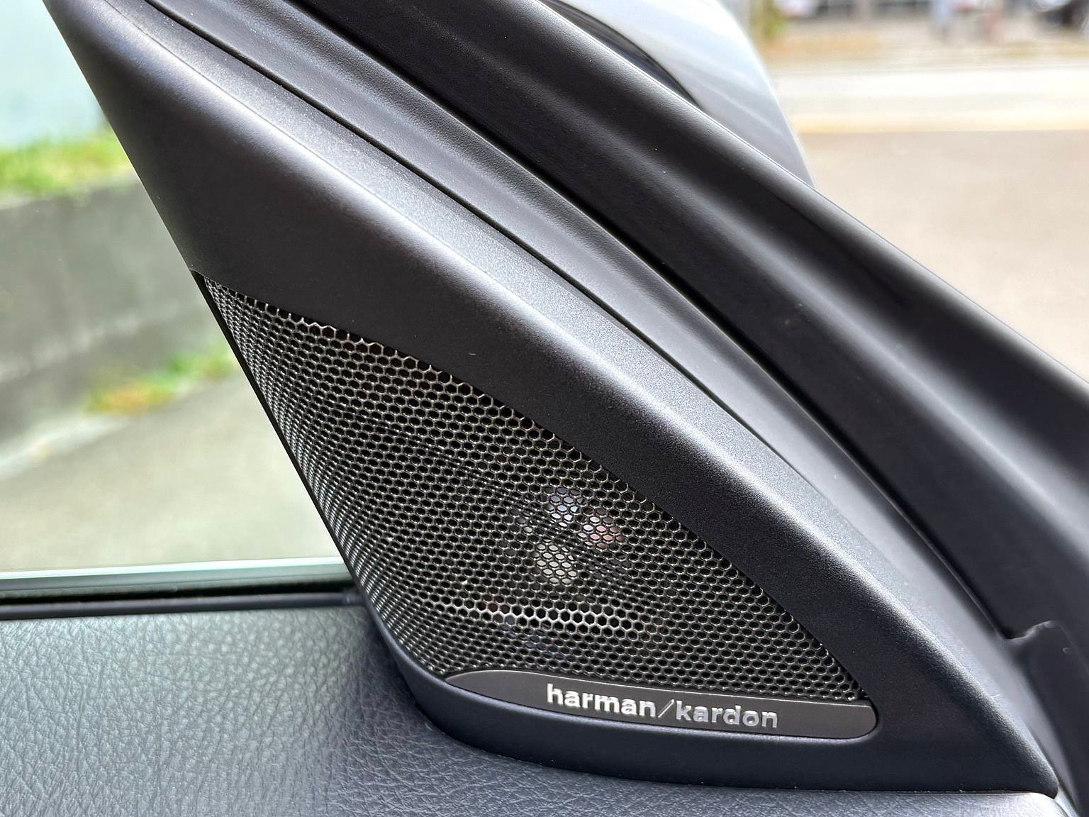 BMW M240i xDrive M Performance SAG-image-8