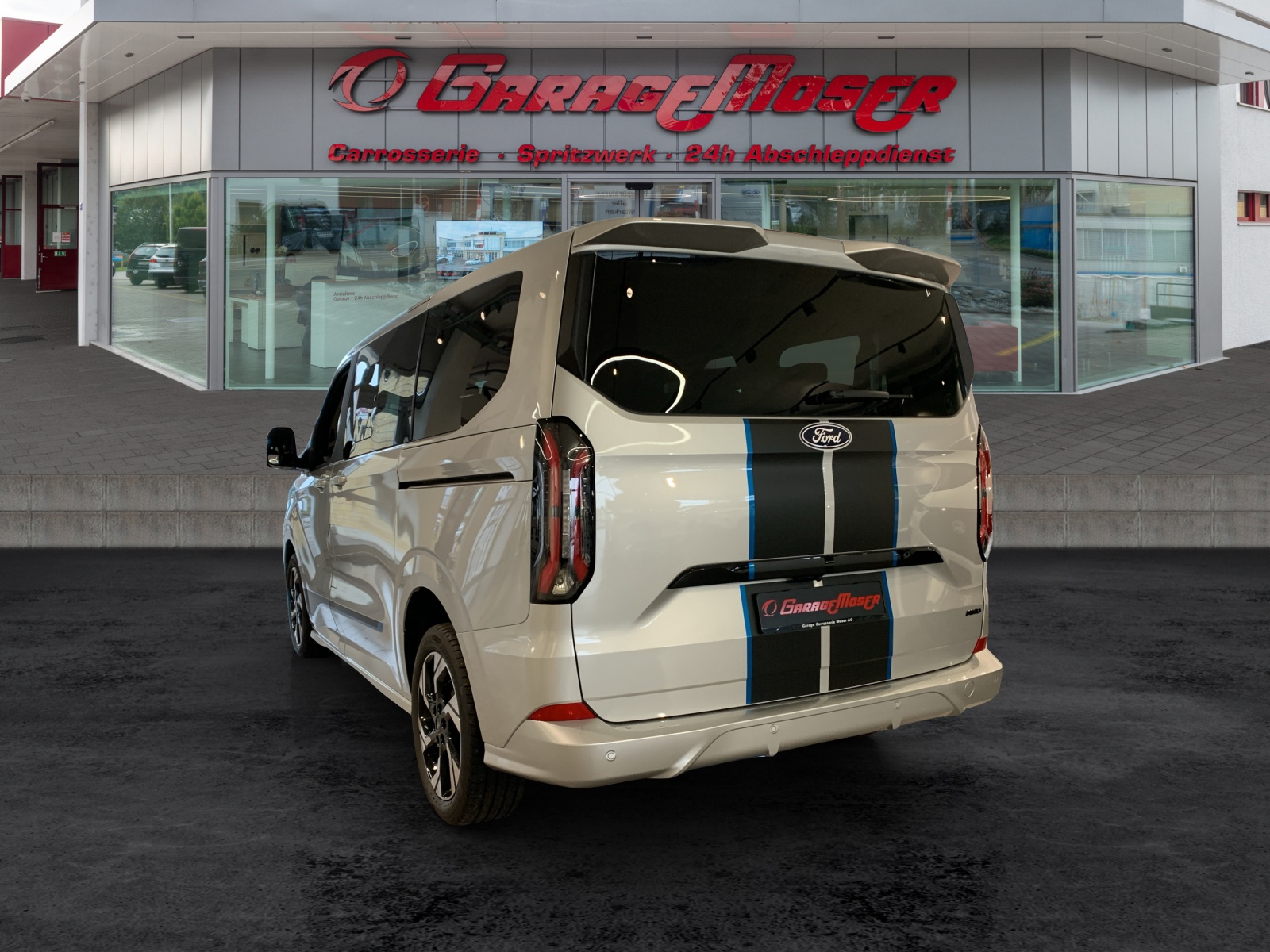 FORD Tourneo C Bus 320 L1 2.0 EcoBlue 170 Sport-image-3