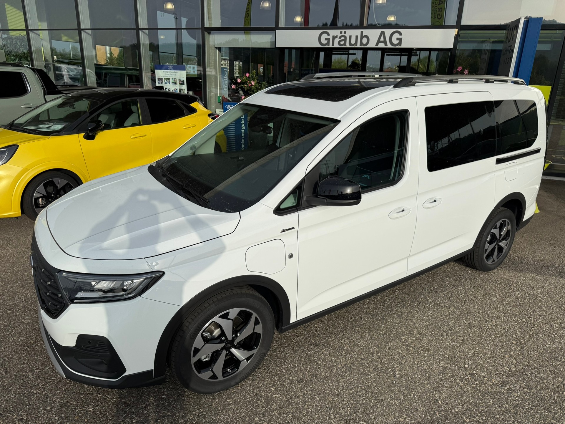 FORD Grand Tourneo Connect 1.5 PHEV Active Automat-image-2