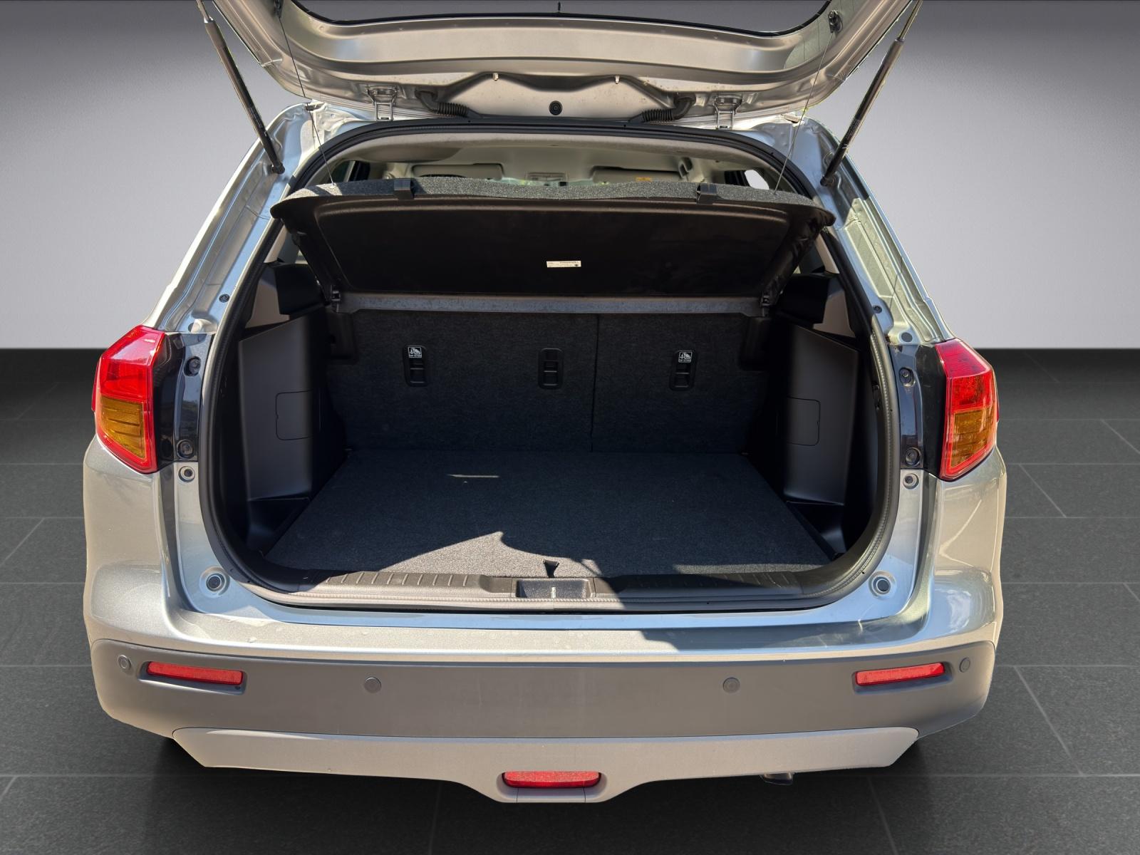 SUZUKI Vitara 1.4 T Compact Top 4x4-image-5