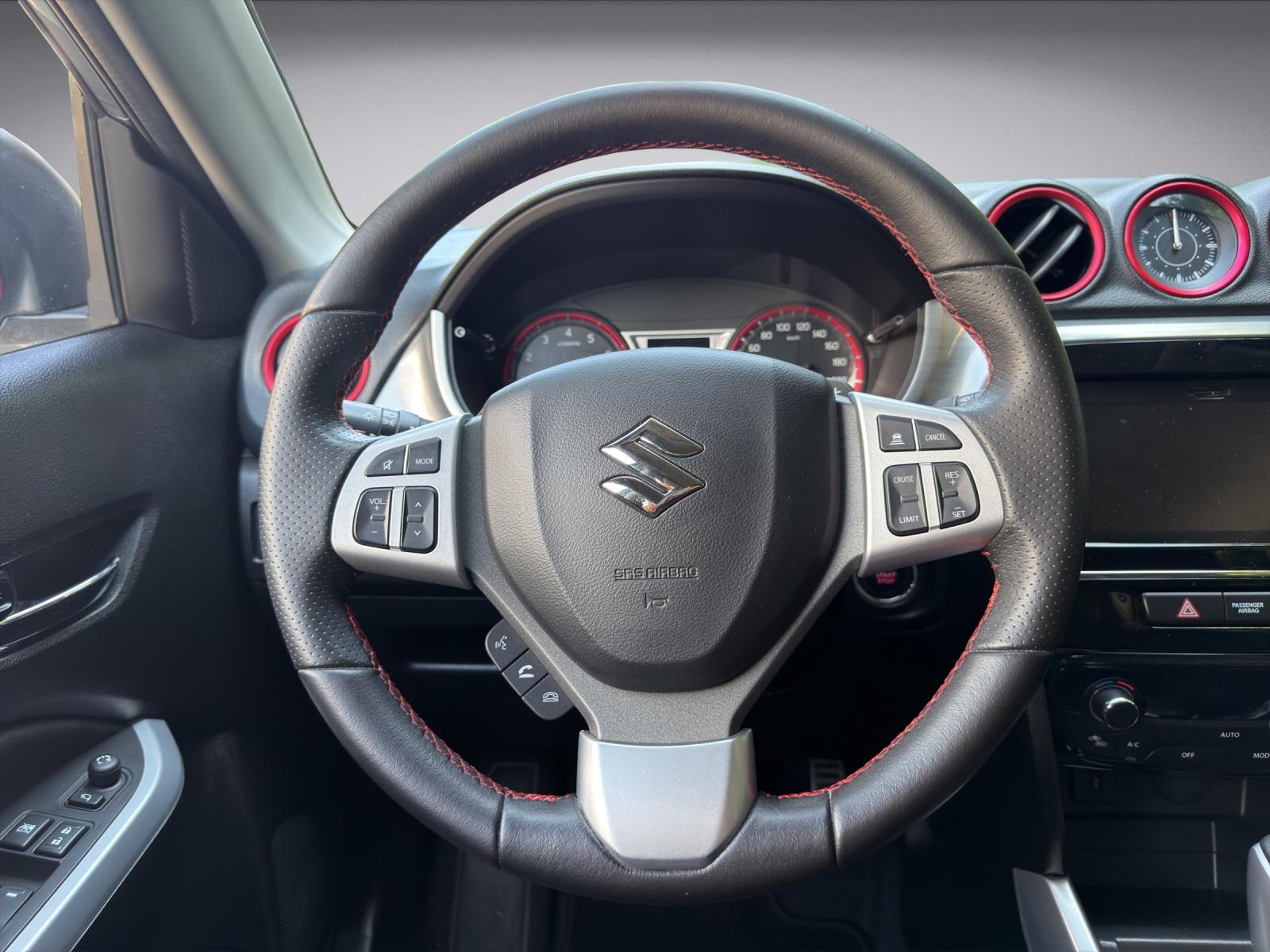 SUZUKI Vitara 1.4 T Compact Top 4x4-image-12