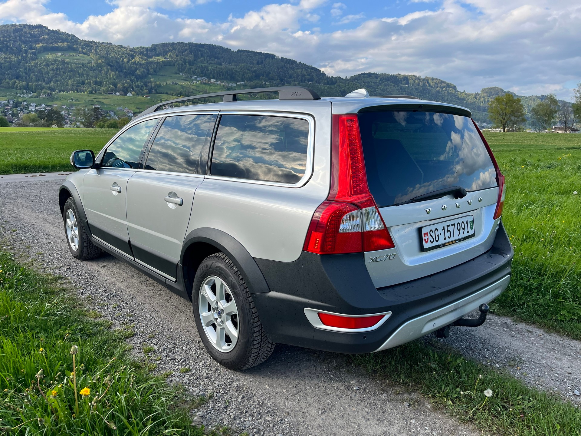VOLVO 2.4 D5 Summum AWD-image-4