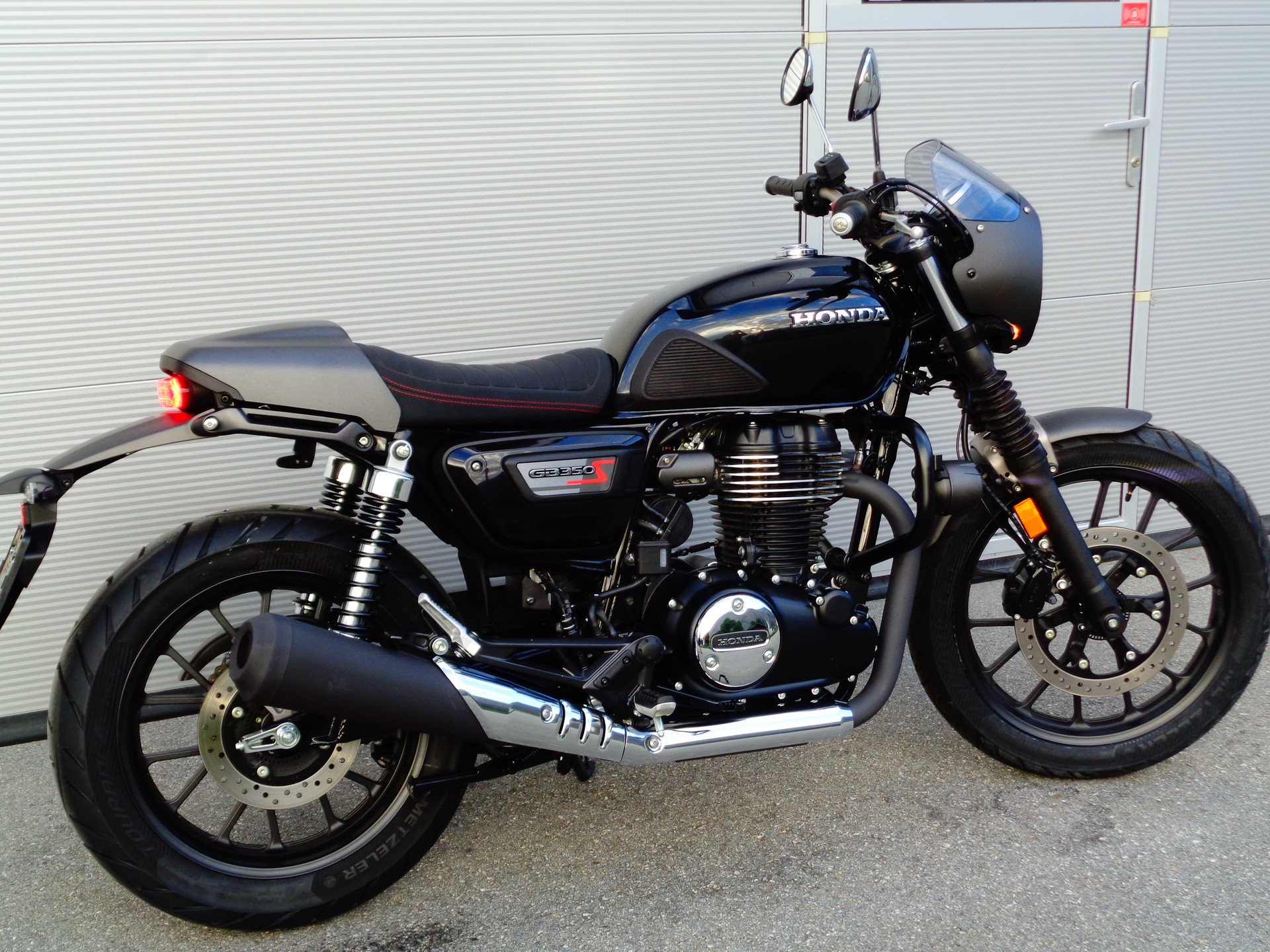 HONDA GB 350 S Style-Pack-showroom-element-2