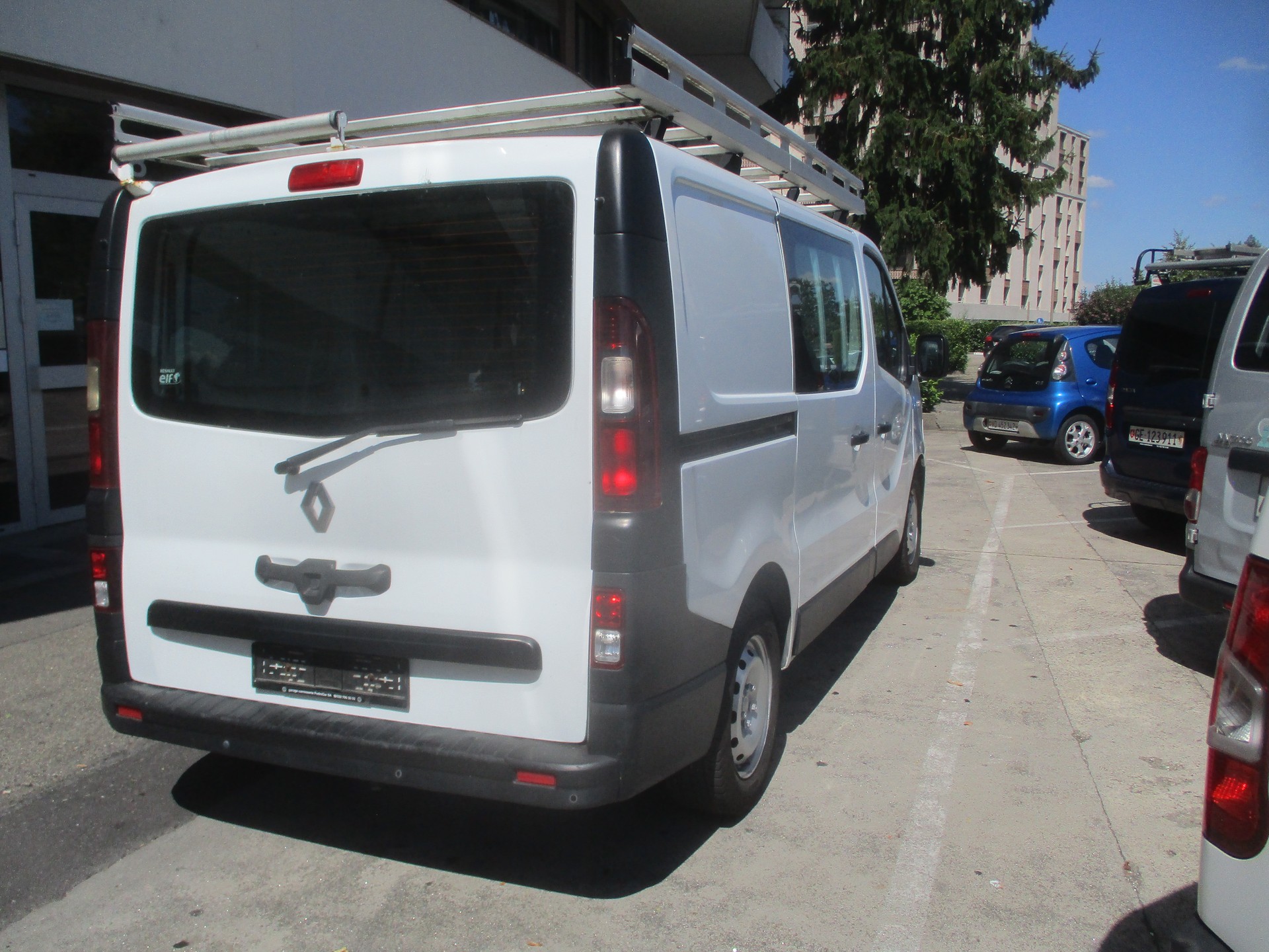RENAULT Trafic 1.6 ENERGY TwinT. dCi125 2.9t Busin. L1H1-image-13