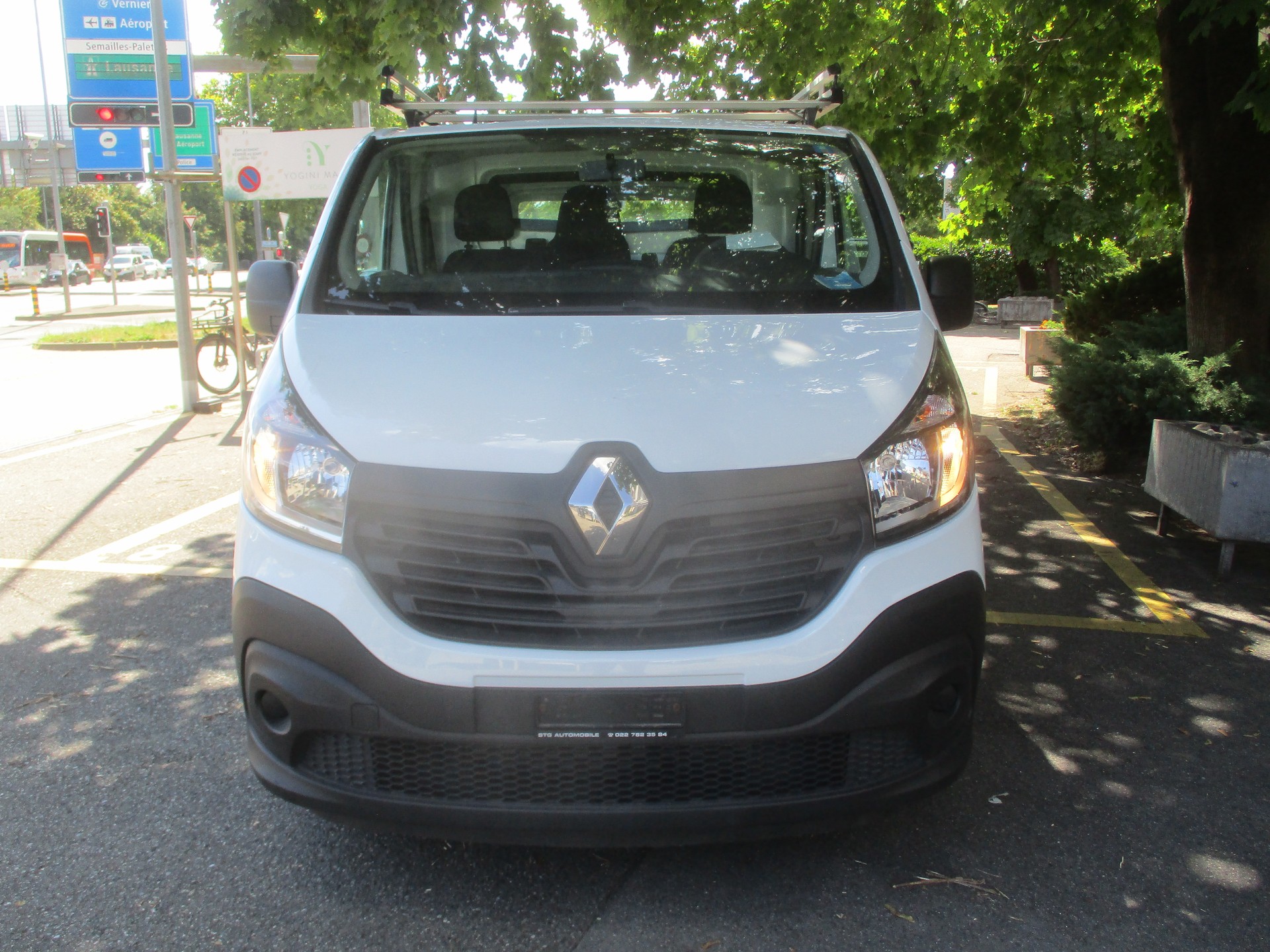 RENAULT Trafic 1.6 ENERGY TwinT. dCi125 2.9t Busin. L1H1-image-0
