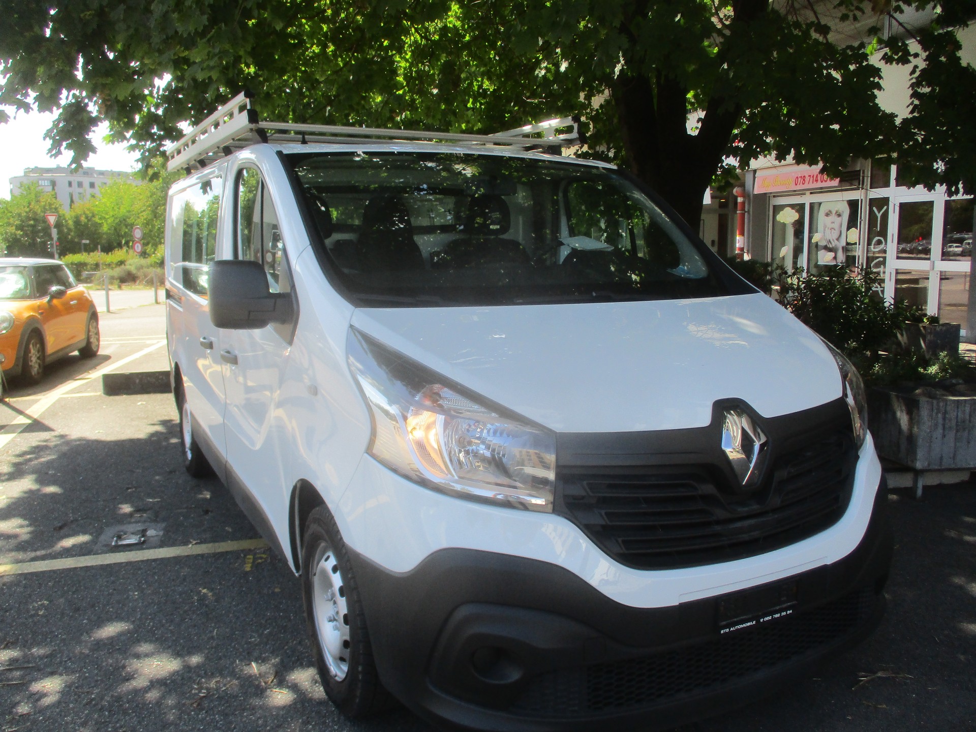 RENAULT Trafic 1.6 ENERGY TwinT. dCi125 2.9t Busin. L1H1-image-1