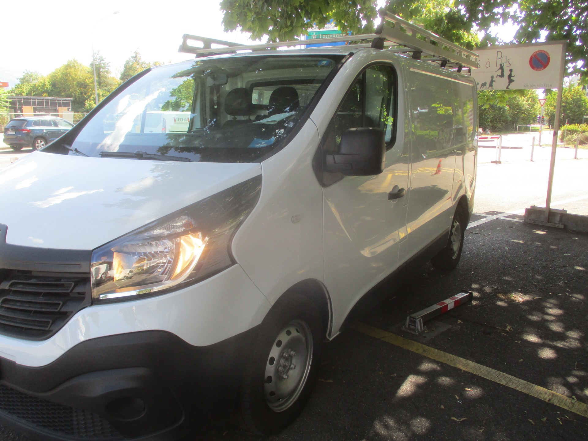 RENAULT Trafic 1.6 ENERGY TwinT. dCi125 2.9t Busin. L1H1-image-2