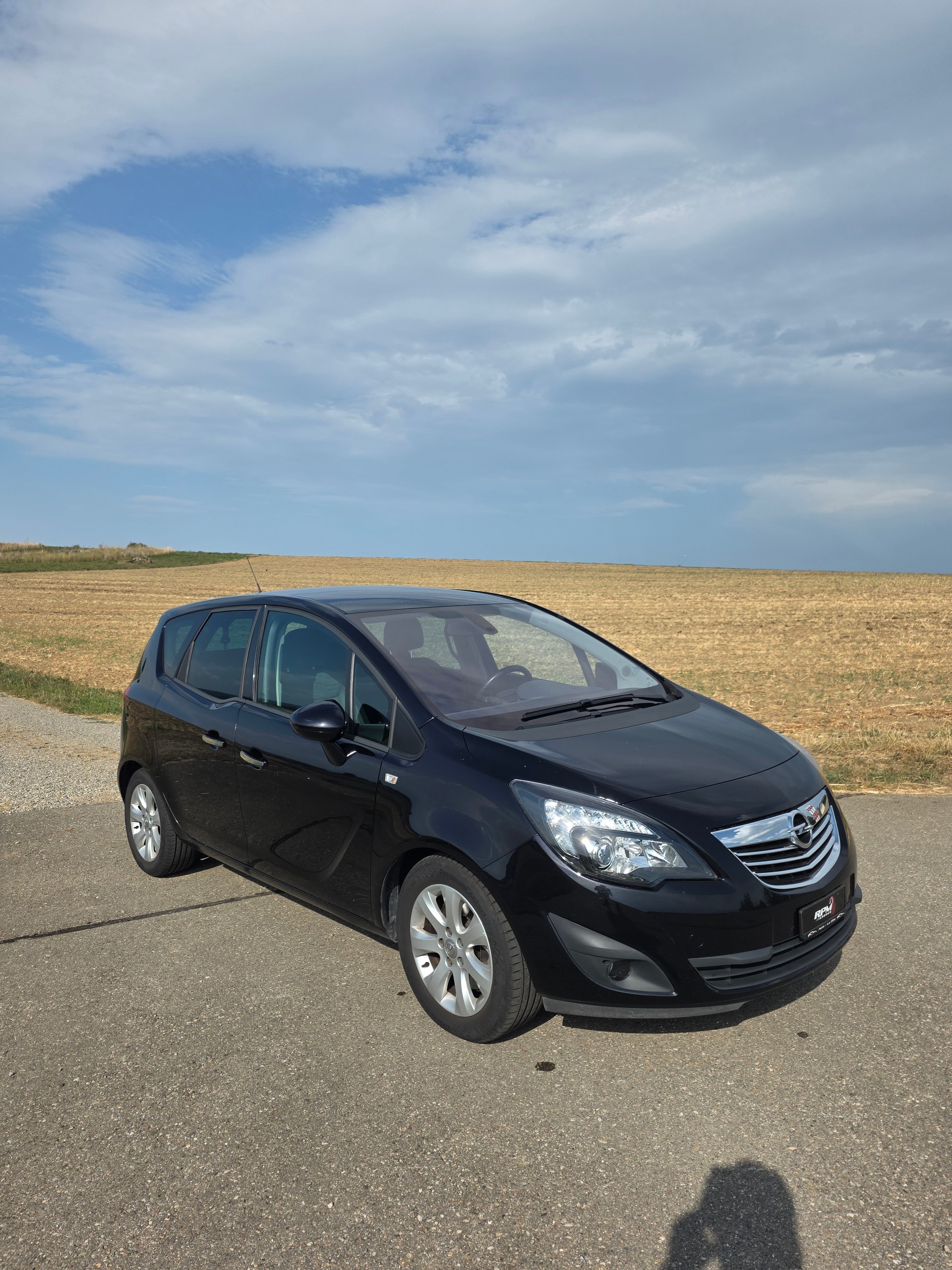 OPEL Meriva 1.4 Turbo Cosmo-image-1