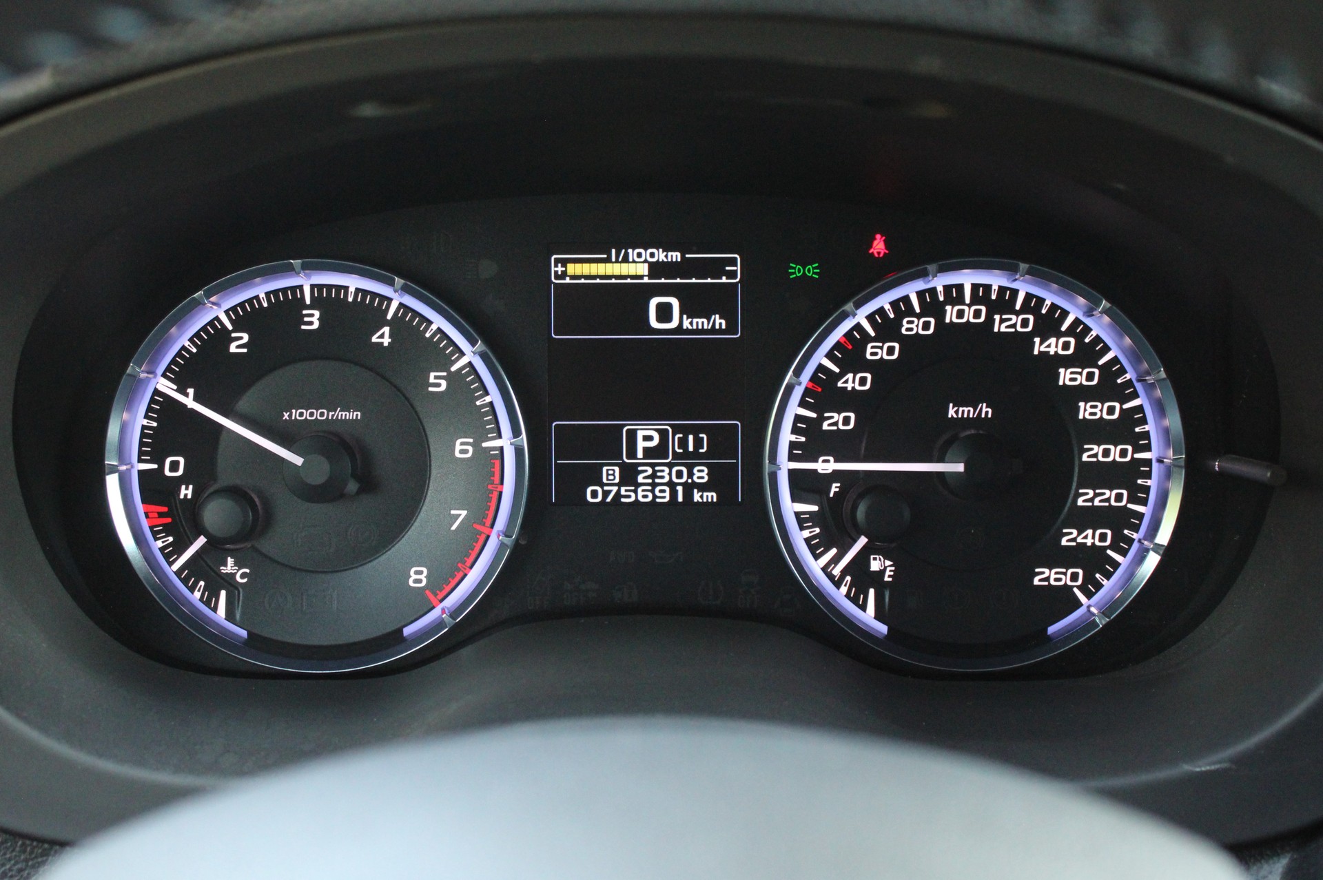 SUBARU Levorg 1.6DIT Swiss S AWD Blue Edition-image-15