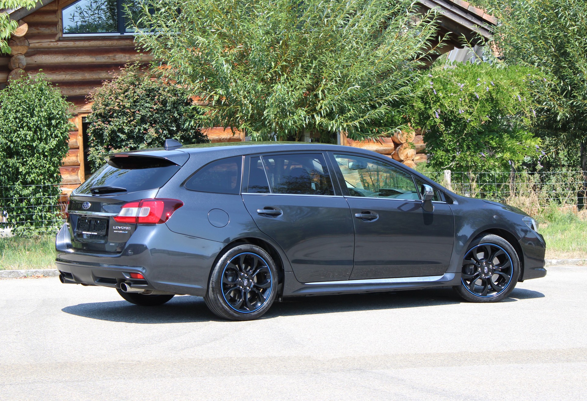 SUBARU Levorg 1.6DIT Swiss S AWD Blue Edition-image-6