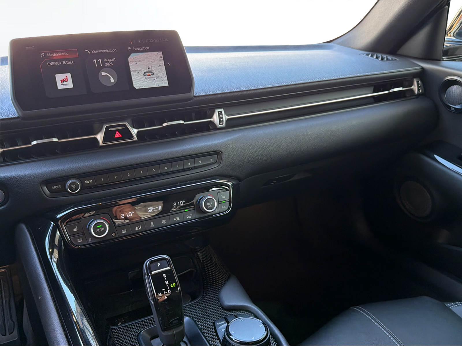 TOYOTA GR Supra 3.0 T Premium-image-13
