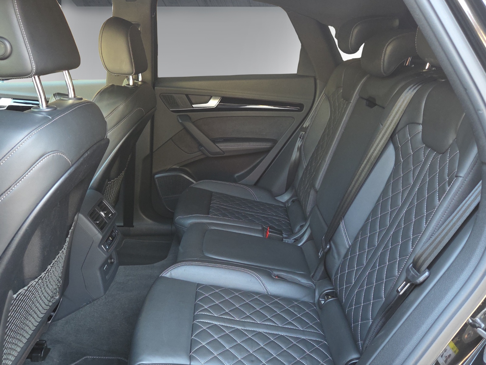 AUDI SQ5 Sportback TDI quattro tiptronic-image-17