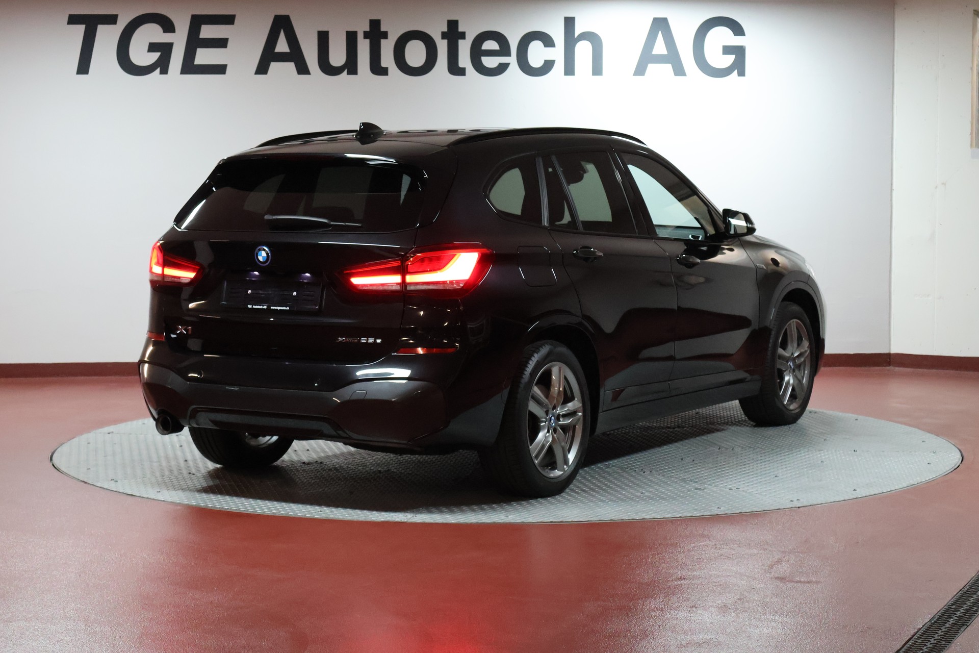 BMW X1 xDrive 25e M Sport Steptronic-image-21