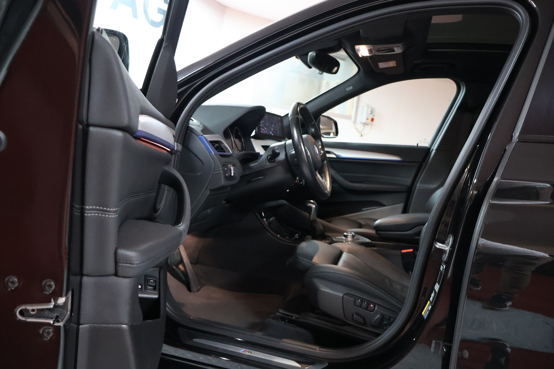 BMW X1 xDrive 25e M Sport Steptronic-image-7
