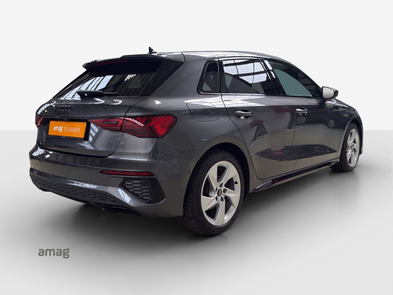 AUDI A3 Sportback 35 TFSI S line Attraction S-tronic-image-4