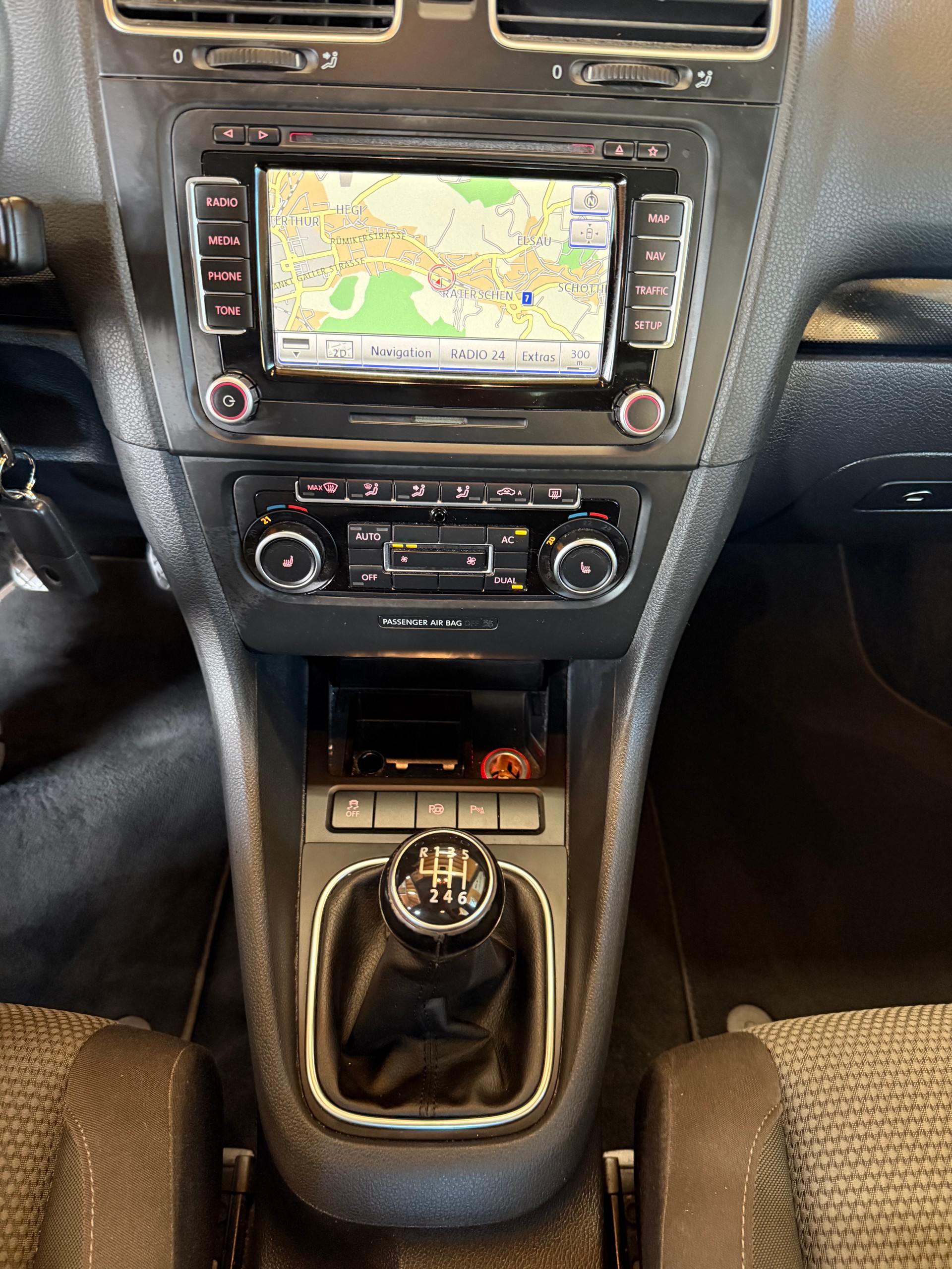 VW Golf 1.4 TSI Team-image-11