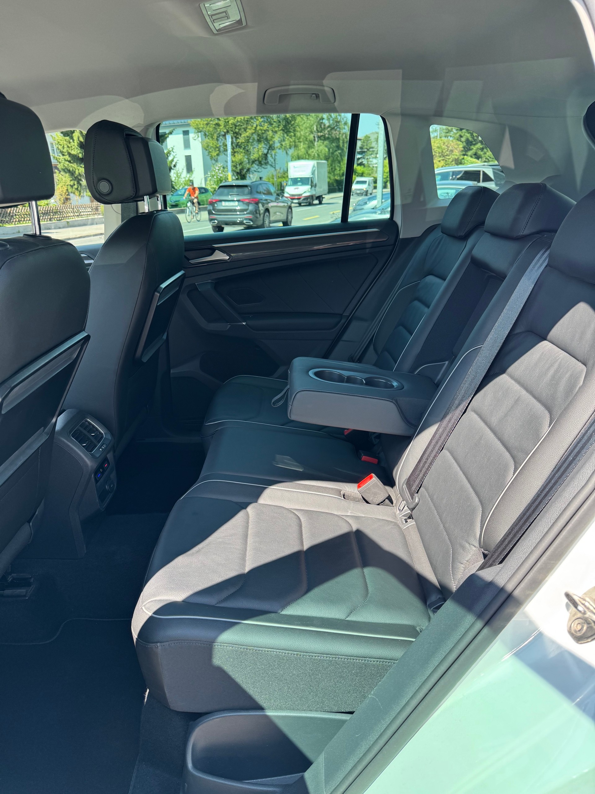 VW Tiguan 2.0TSI Highline 4Motion DSG-image-27