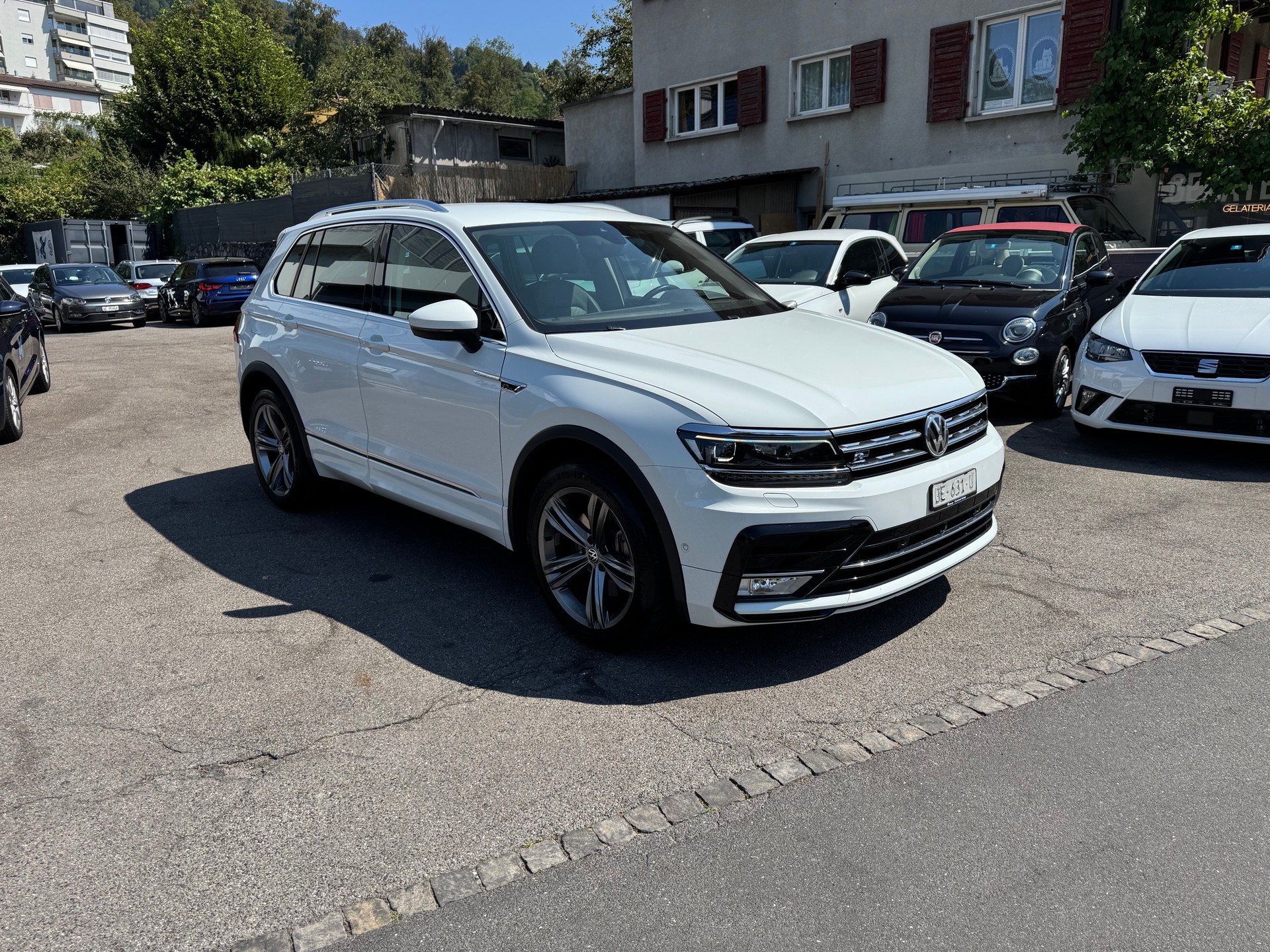 VW Tiguan 2.0TSI Highline 4Motion DSG-image-4