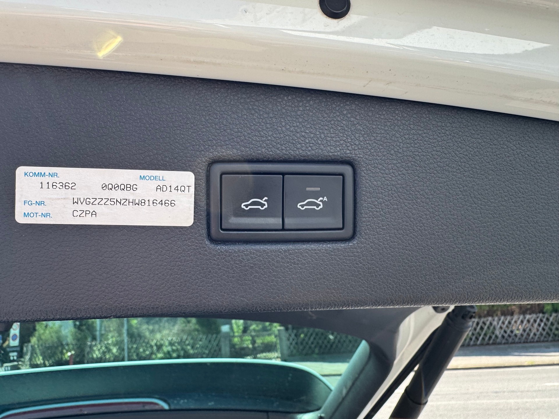 VW Tiguan 2.0TSI Highline 4Motion DSG-image-28