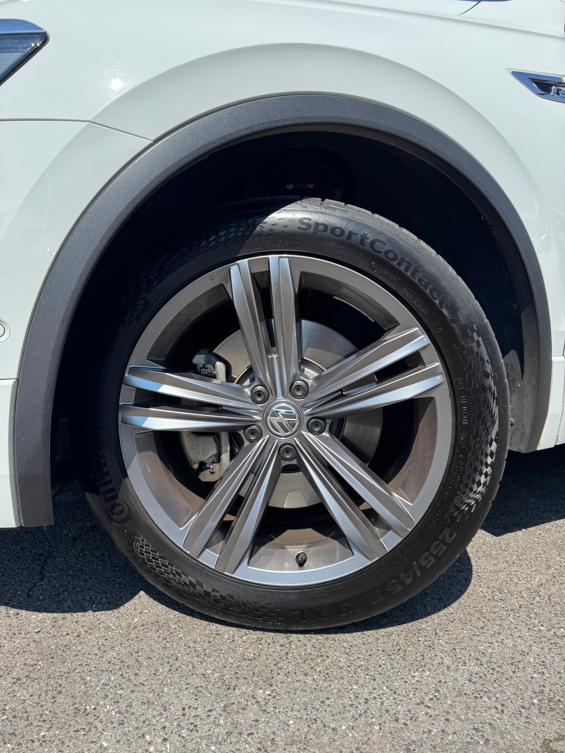 VW Tiguan 2.0TSI Highline 4Motion DSG-image-1