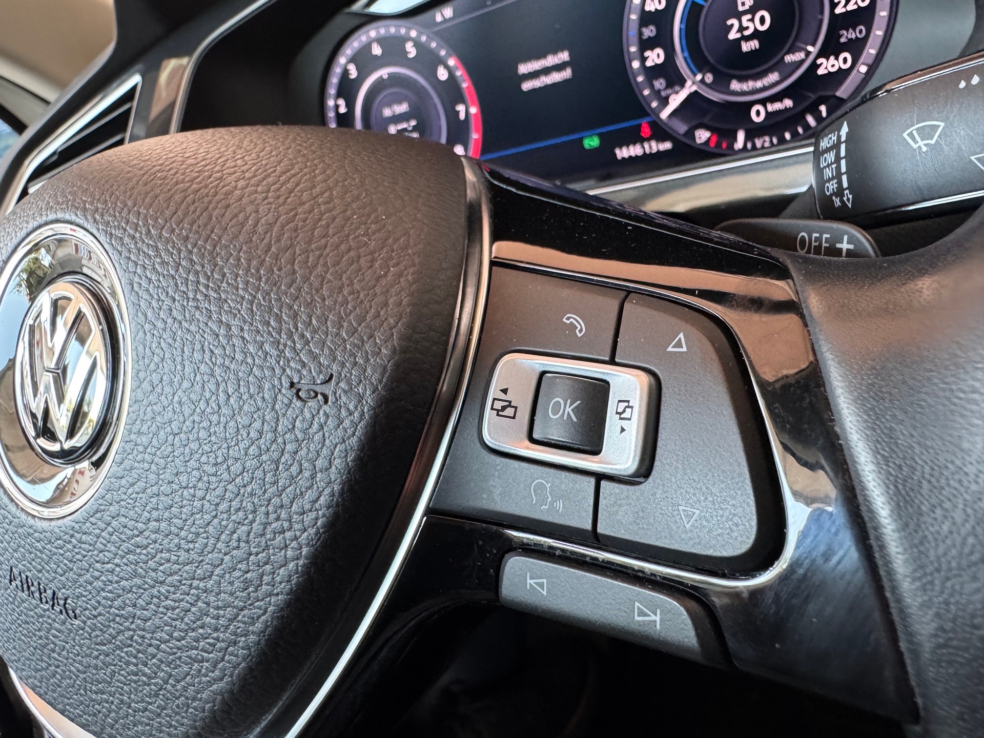 VW Tiguan 2.0TSI Highline 4Motion DSG-image-23