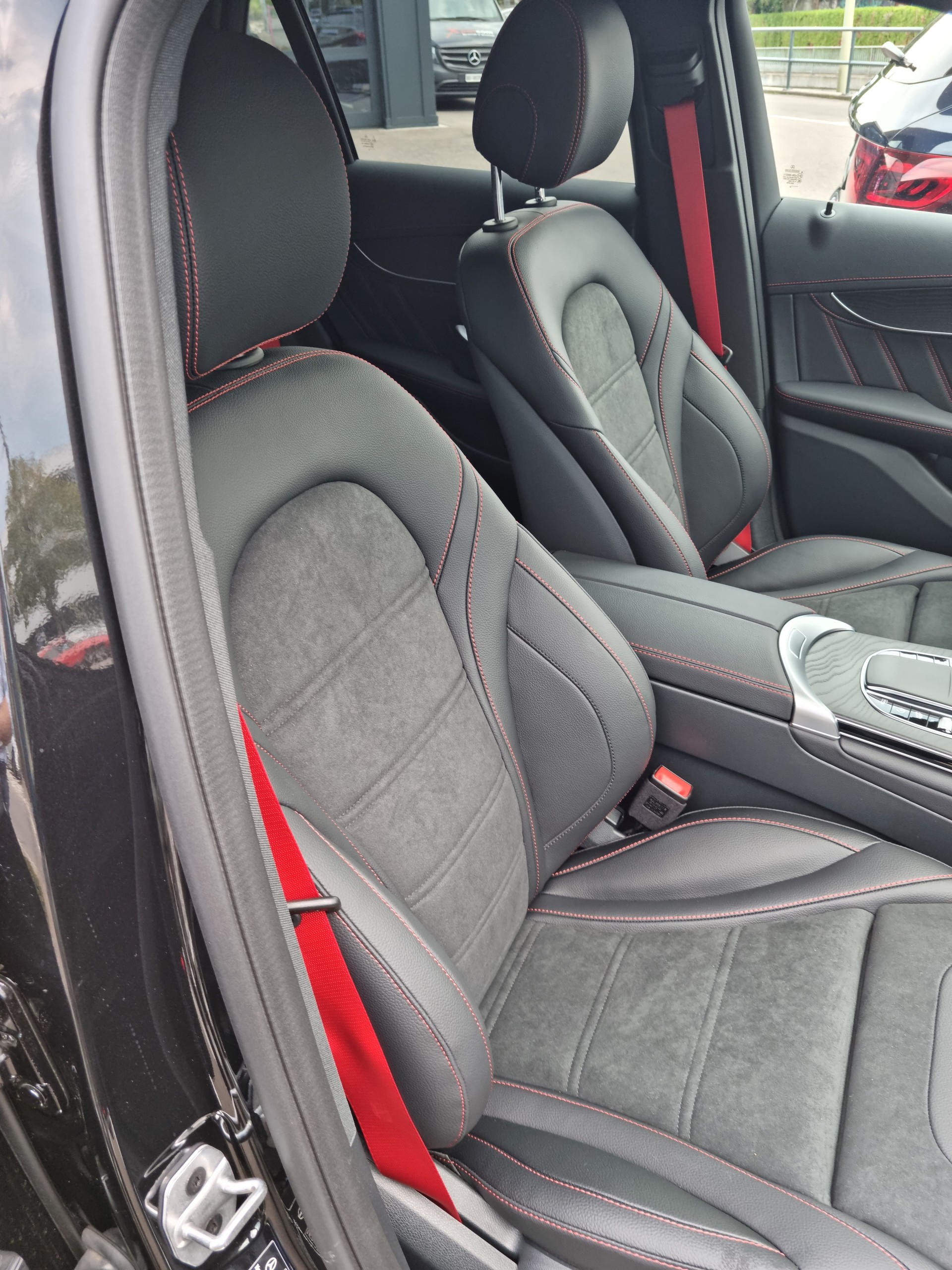 MERCEDES-BENZ GLC 43 AMG 4m-image-3
