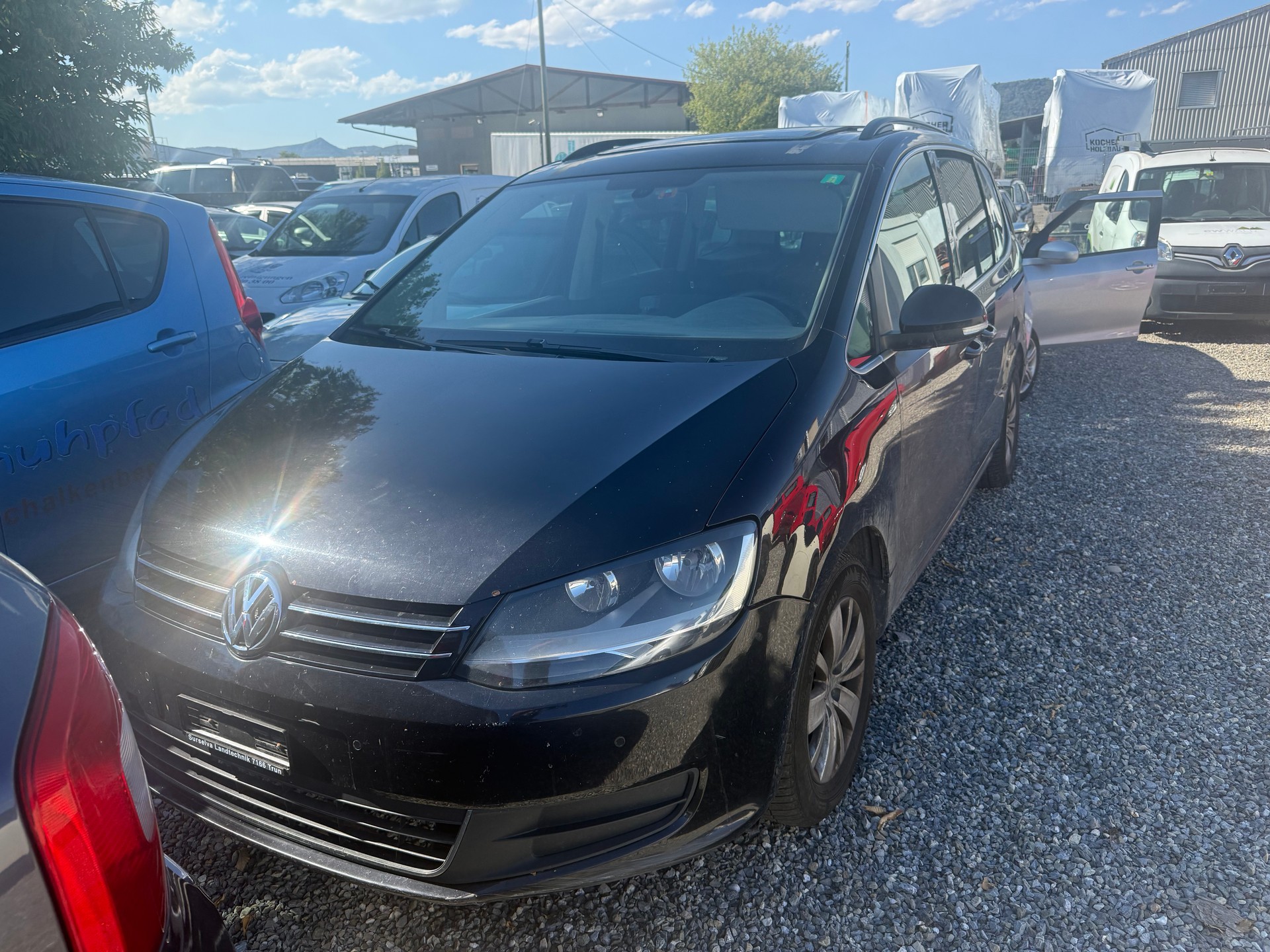 VW Sharan 2.0 TDI BMT Comfortline 4Motion-image-0