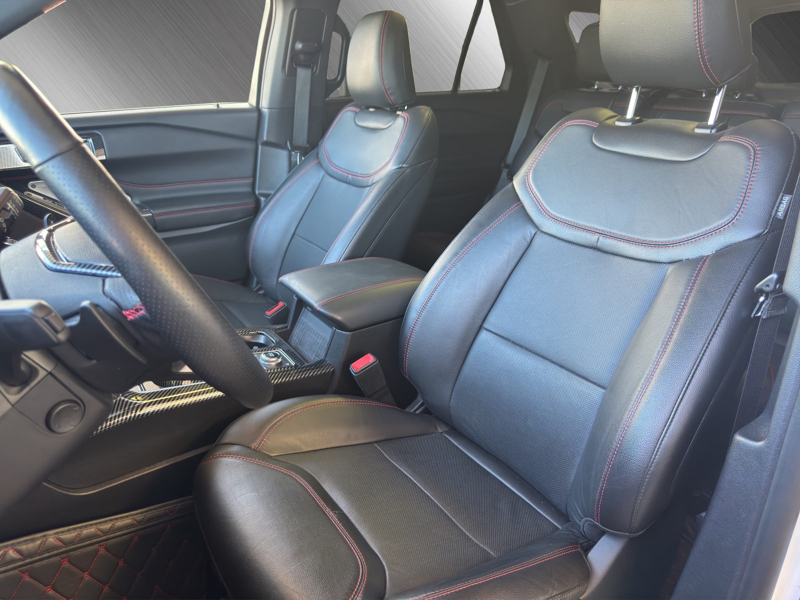 FORD Explorer 3.0 V6 Plug-in Hybrid-image-12