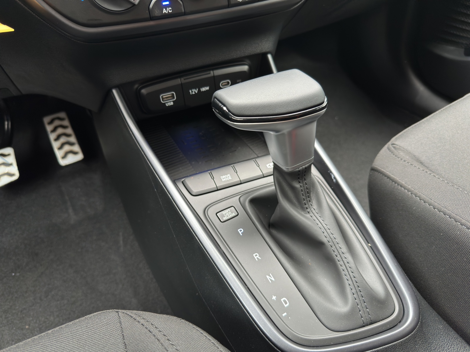 HYUNDAI Bayon 1.0 T-GDi Origo-image-10