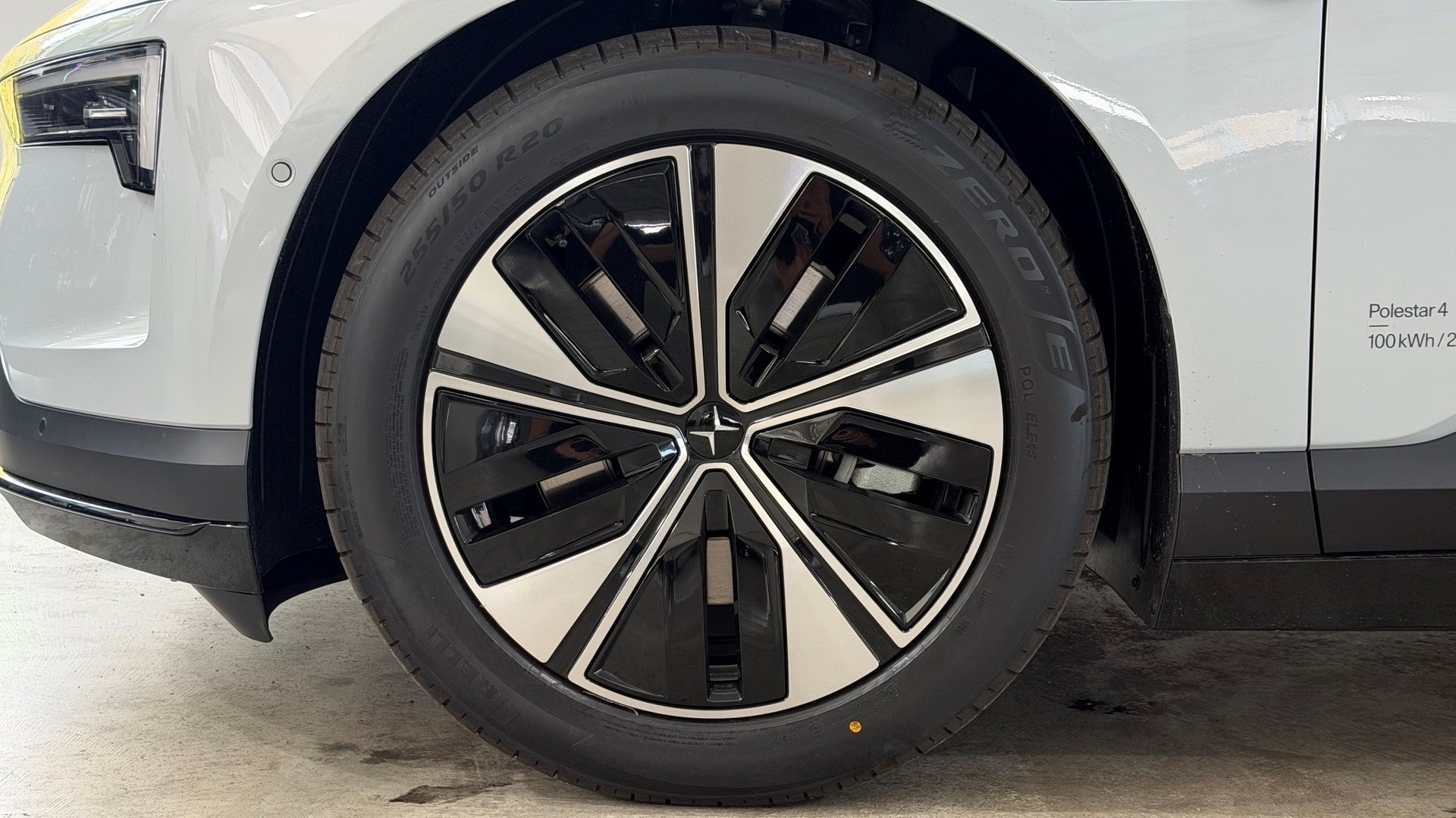POLESTAR 4 Long Range Single Motor Prim-image-8