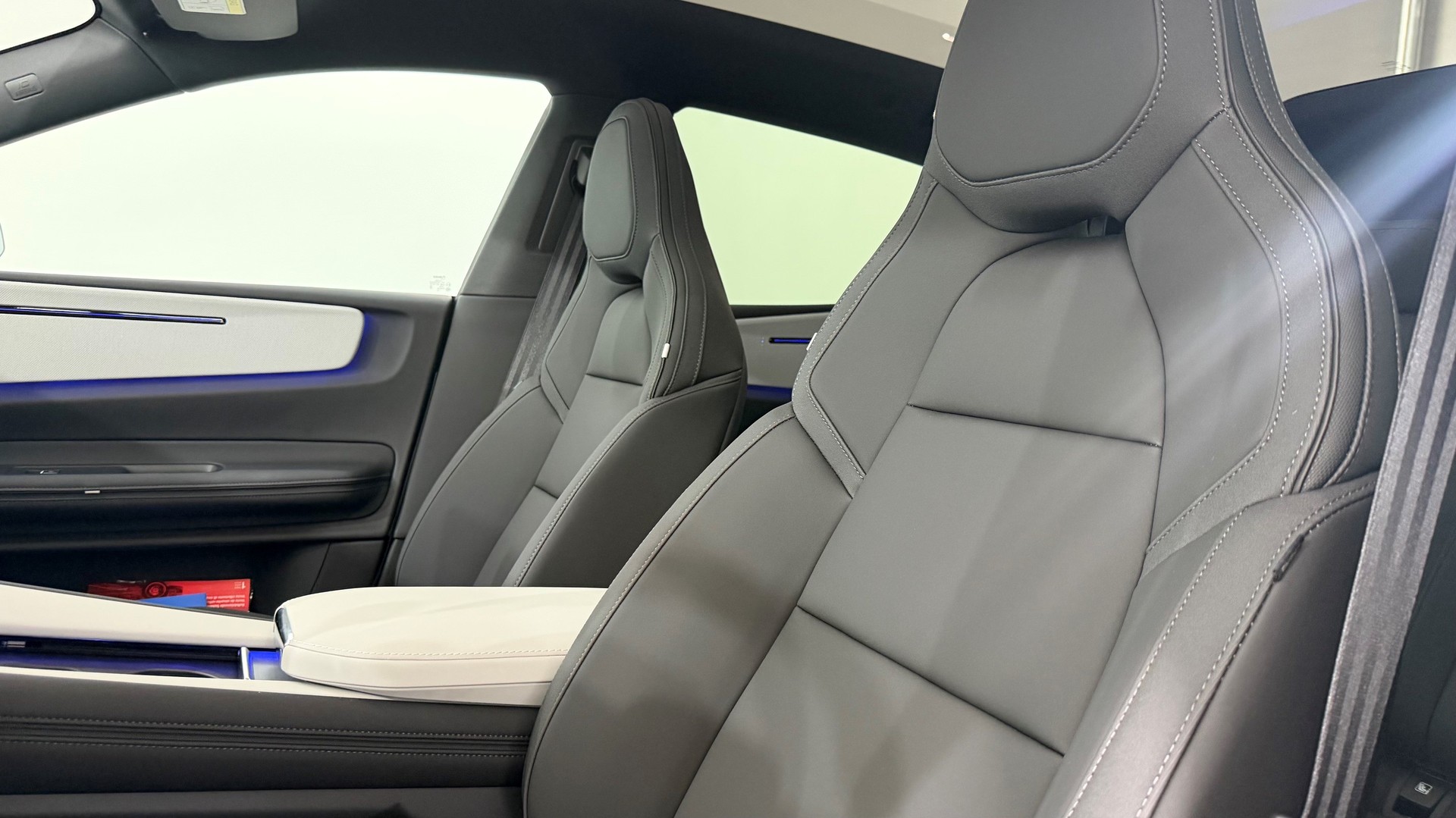 POLESTAR 4 Long Range Single Motor Prim-image-15