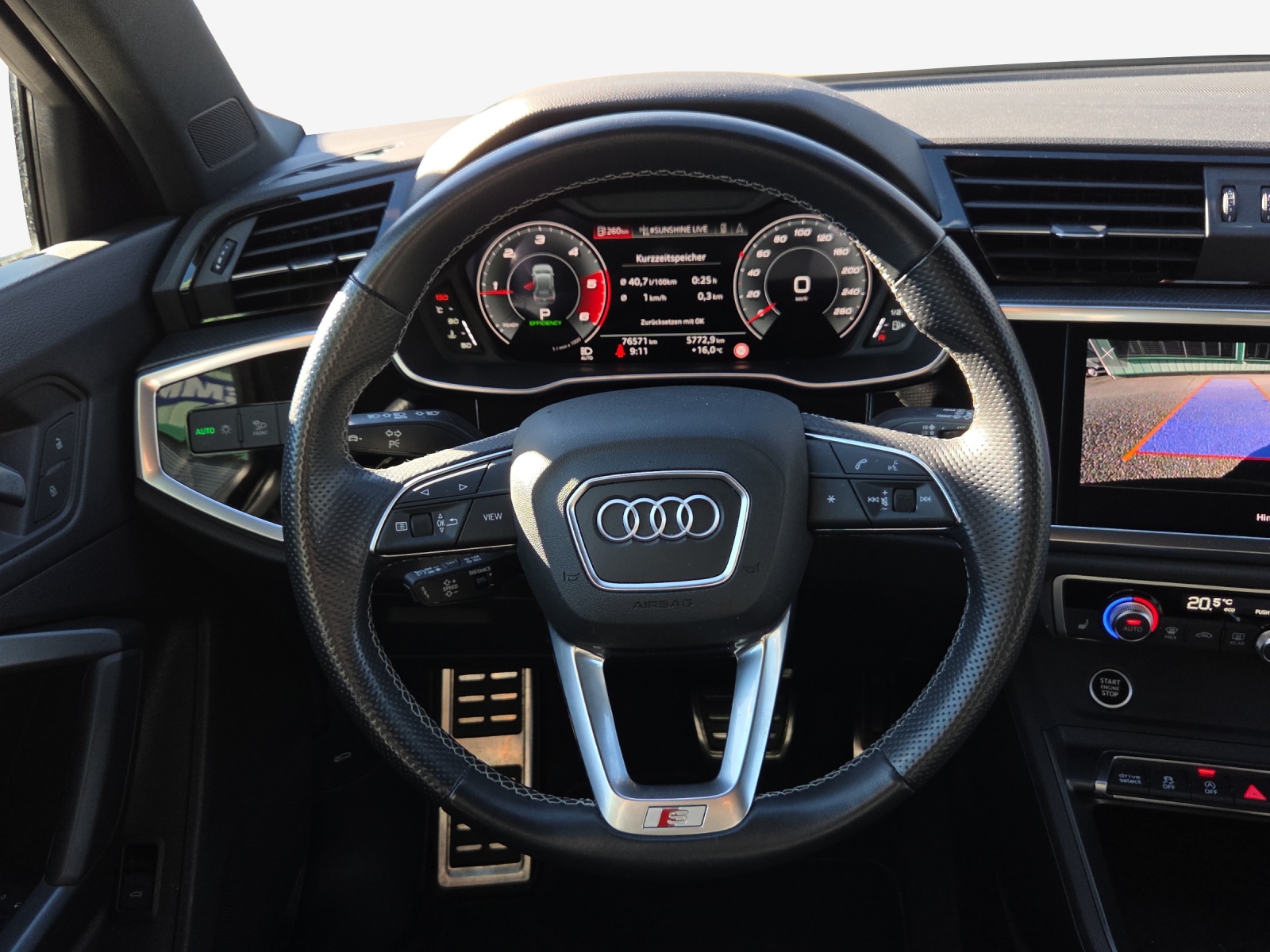 AUDI Q3 40 TDI S line quattro S-tronic-image-9