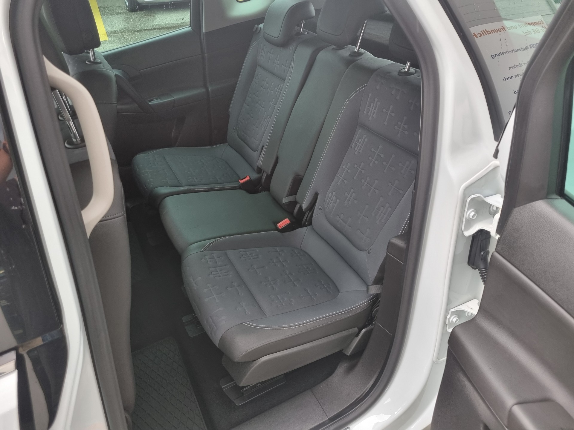 OPEL Meriva 1.4 Turbo Cosmo Automatic-image-8