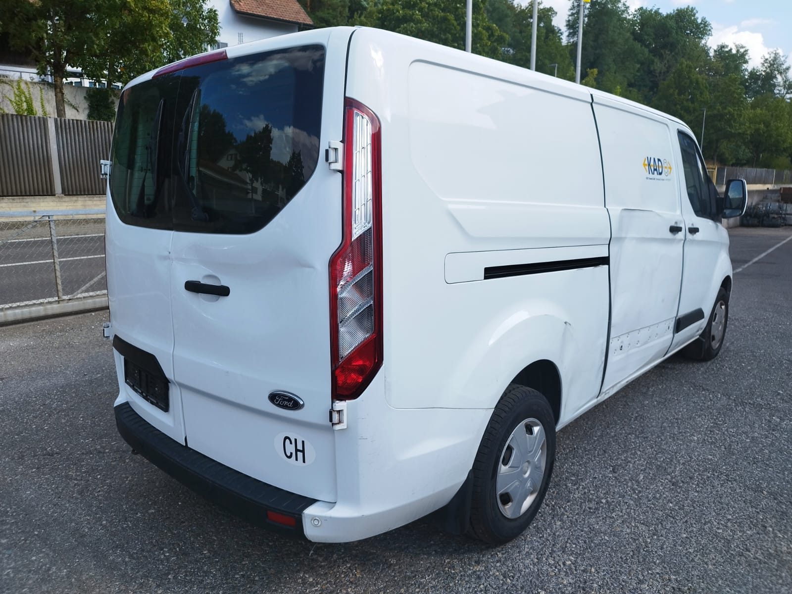 FORD Transit Custom Van 300 L2H1 Trend-image-6
