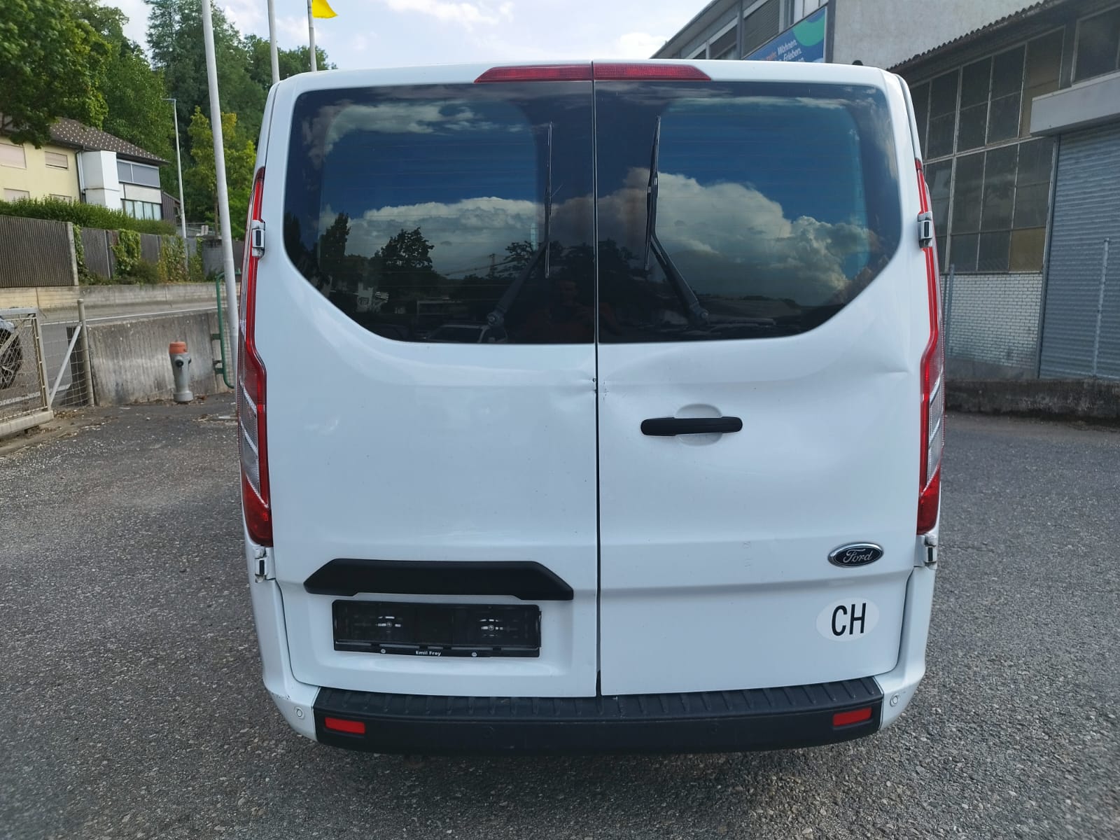 FORD Transit Custom Van 300 L2H1 Trend-image-4