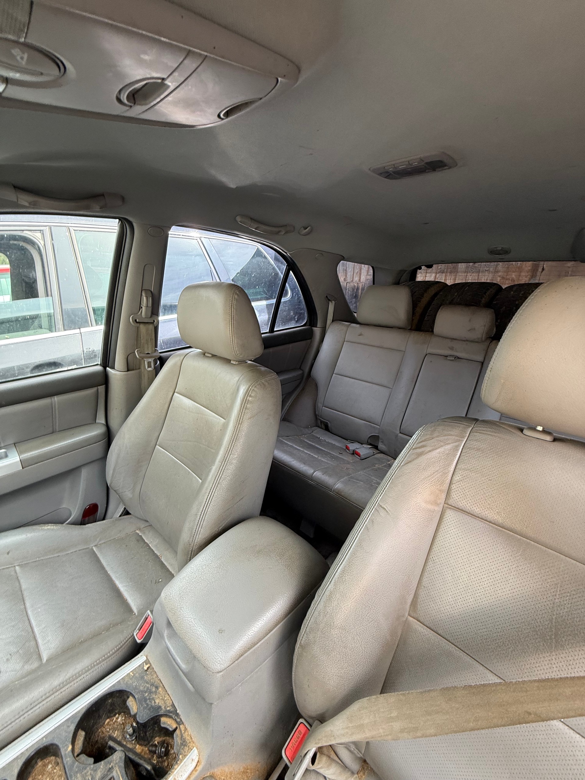 KIA Sorento 2.5 CRDI Executive-image-9