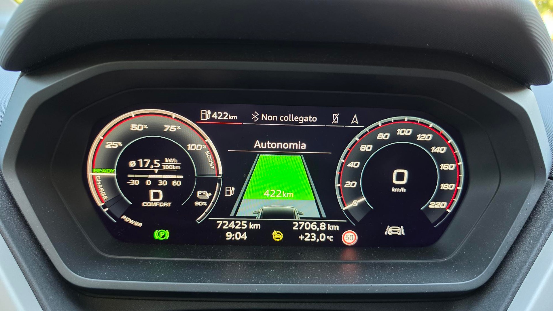 AUDI Q4 e-tron 50 quattro-image-4