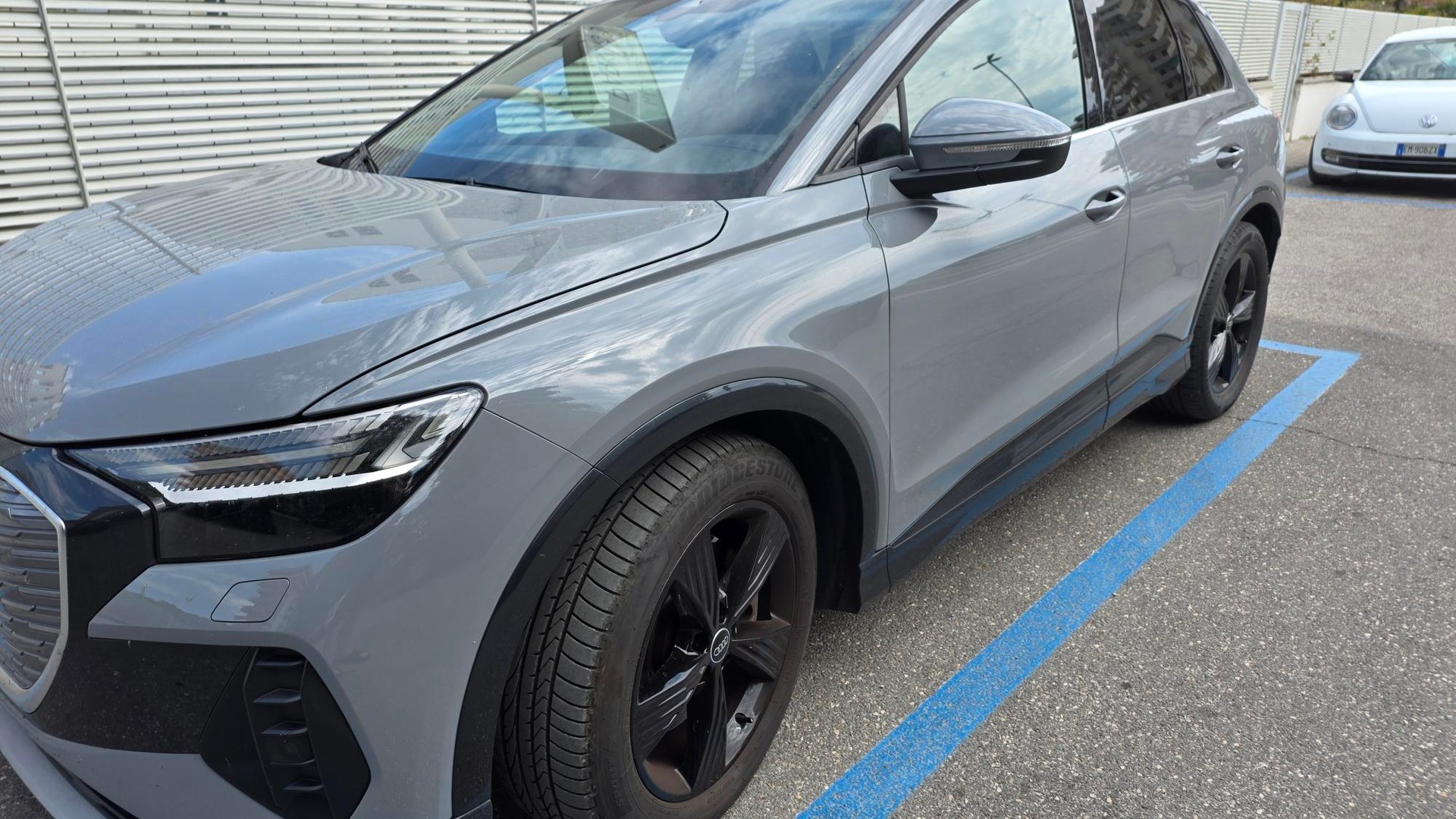 AUDI Q4 e-tron 50 quattro-image-0