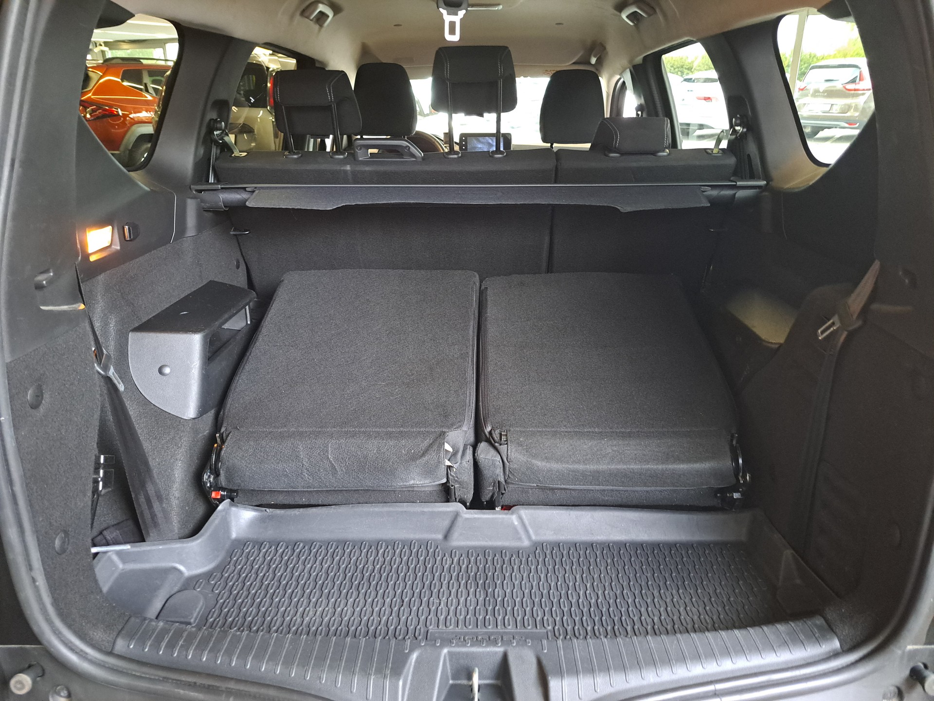 DACIA Jogger TCe 110 Comfort-image-3