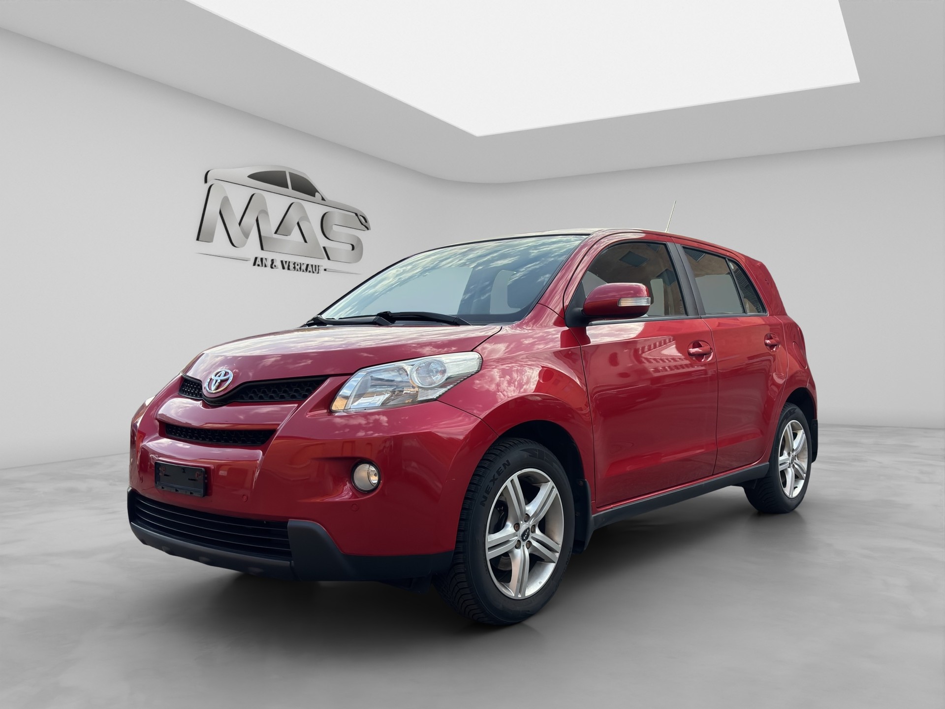TOYOTA UrbanCruiser 1.4 D-4D Linea Luna 4WD-image-0