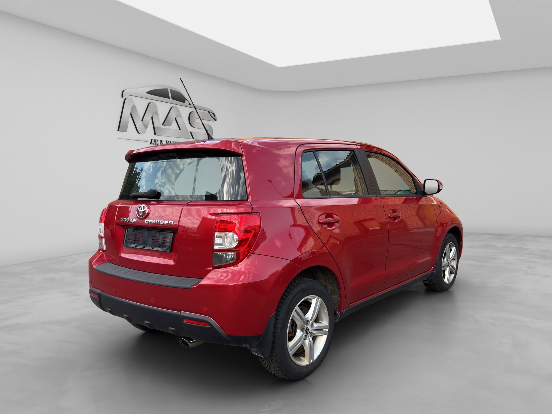 TOYOTA UrbanCruiser 1.4 D-4D Linea Luna 4WD-image-5