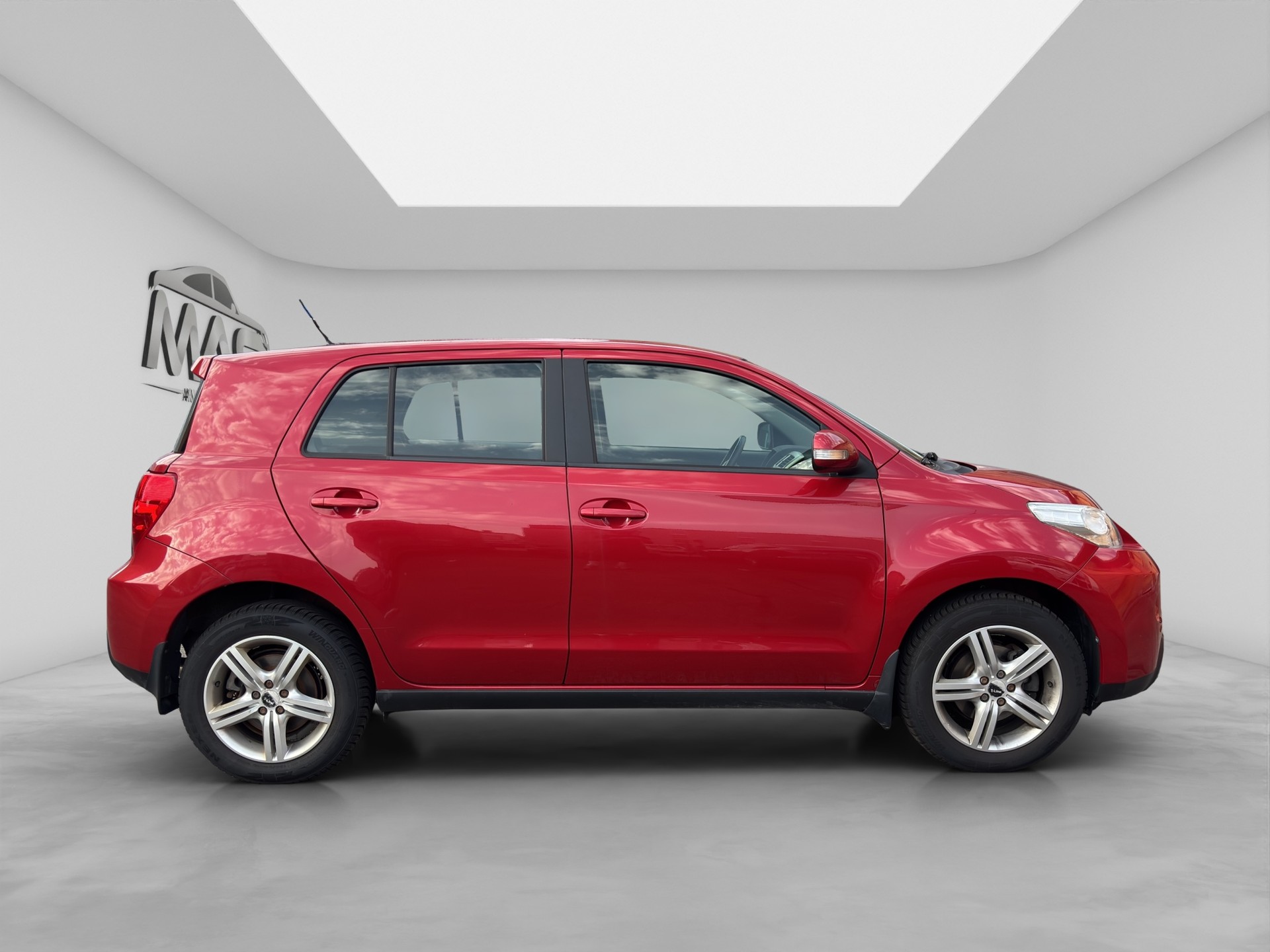 TOYOTA UrbanCruiser 1.4 D-4D Linea Luna 4WD-image-6
