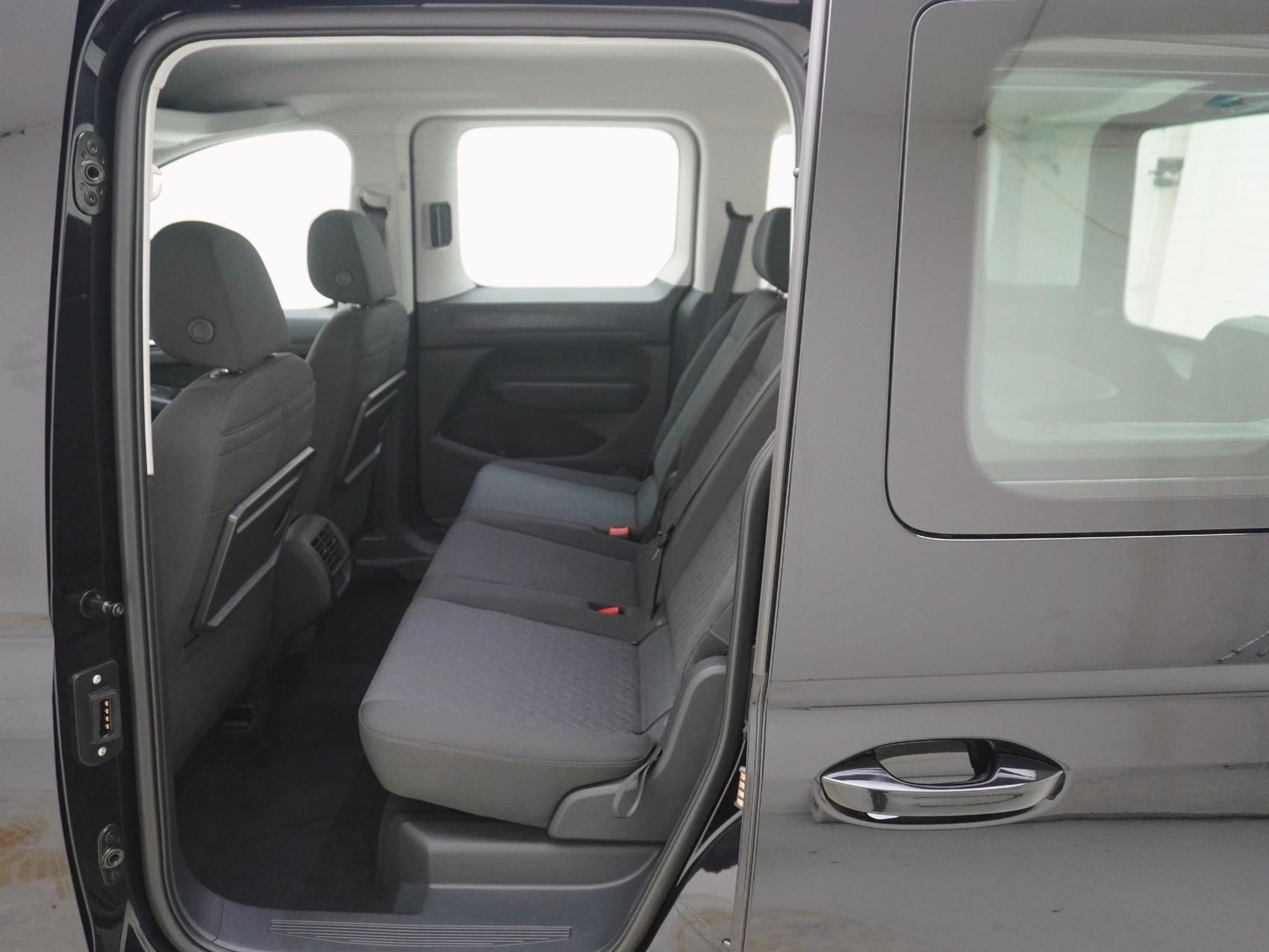 VW Caddy 1.5 TSI Plug-in-Hybrid Life DSG-image-14