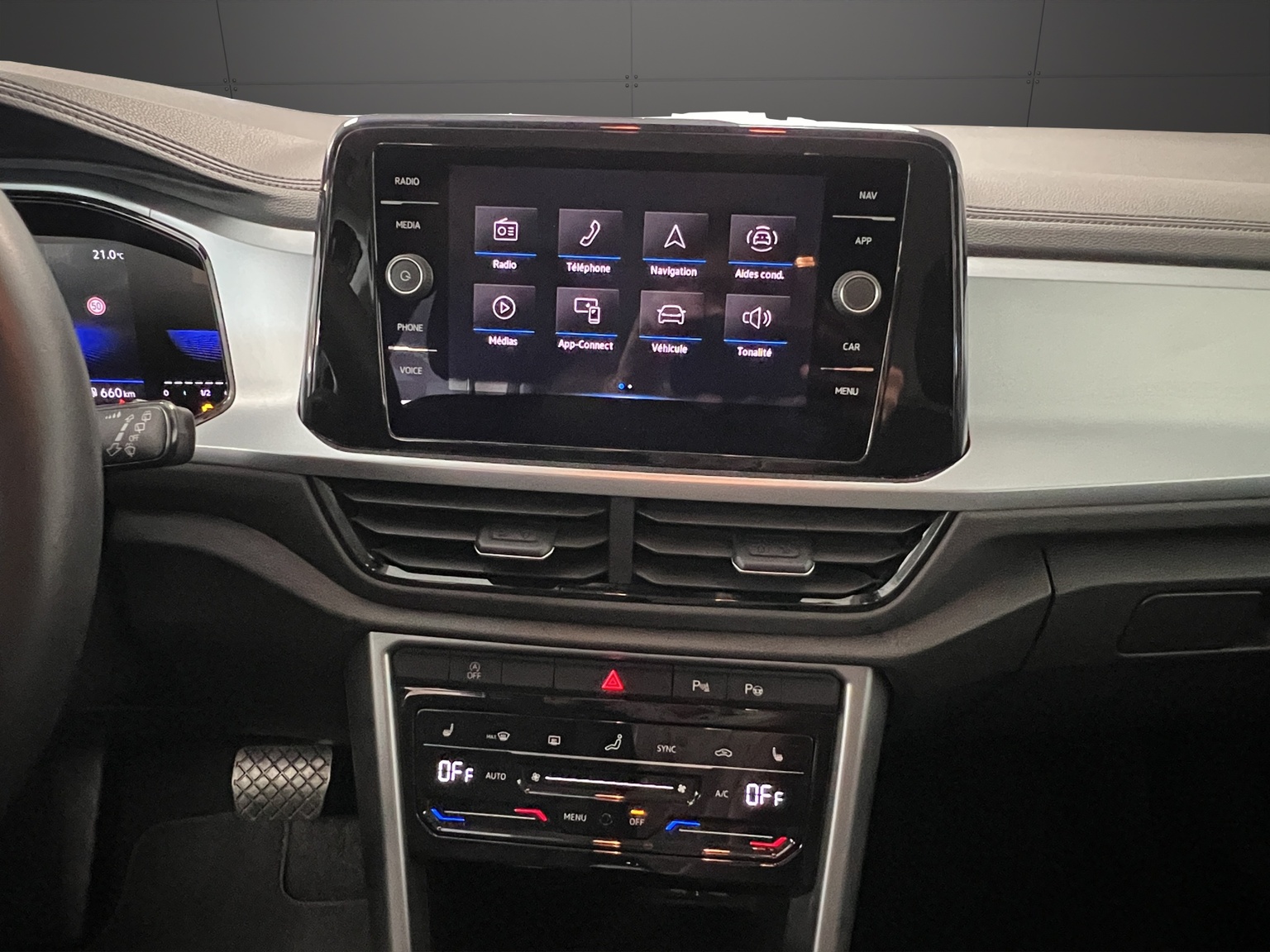 VW T-Roc 1.5 TSI EVO Life DSG-image-10