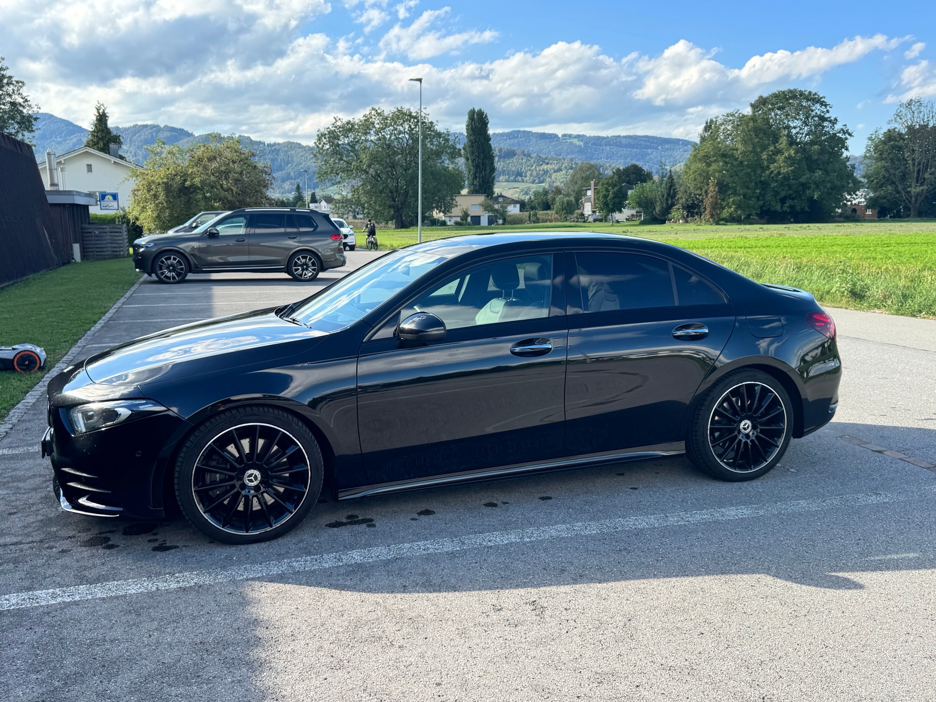 MERCEDES-BENZ A 250 AMG Line 4m-image-0
