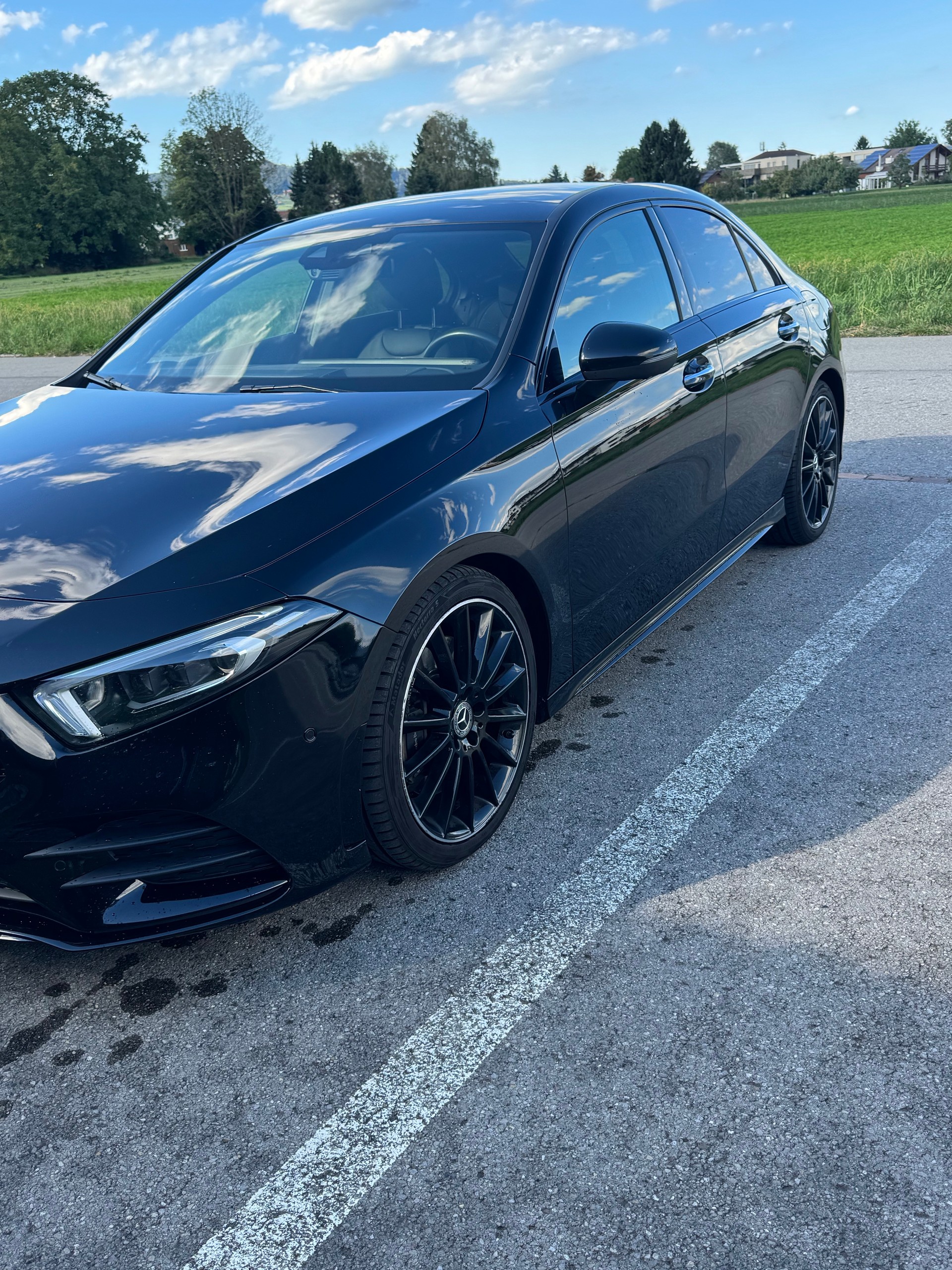 MERCEDES-BENZ A 250 AMG Line 4m-image-3