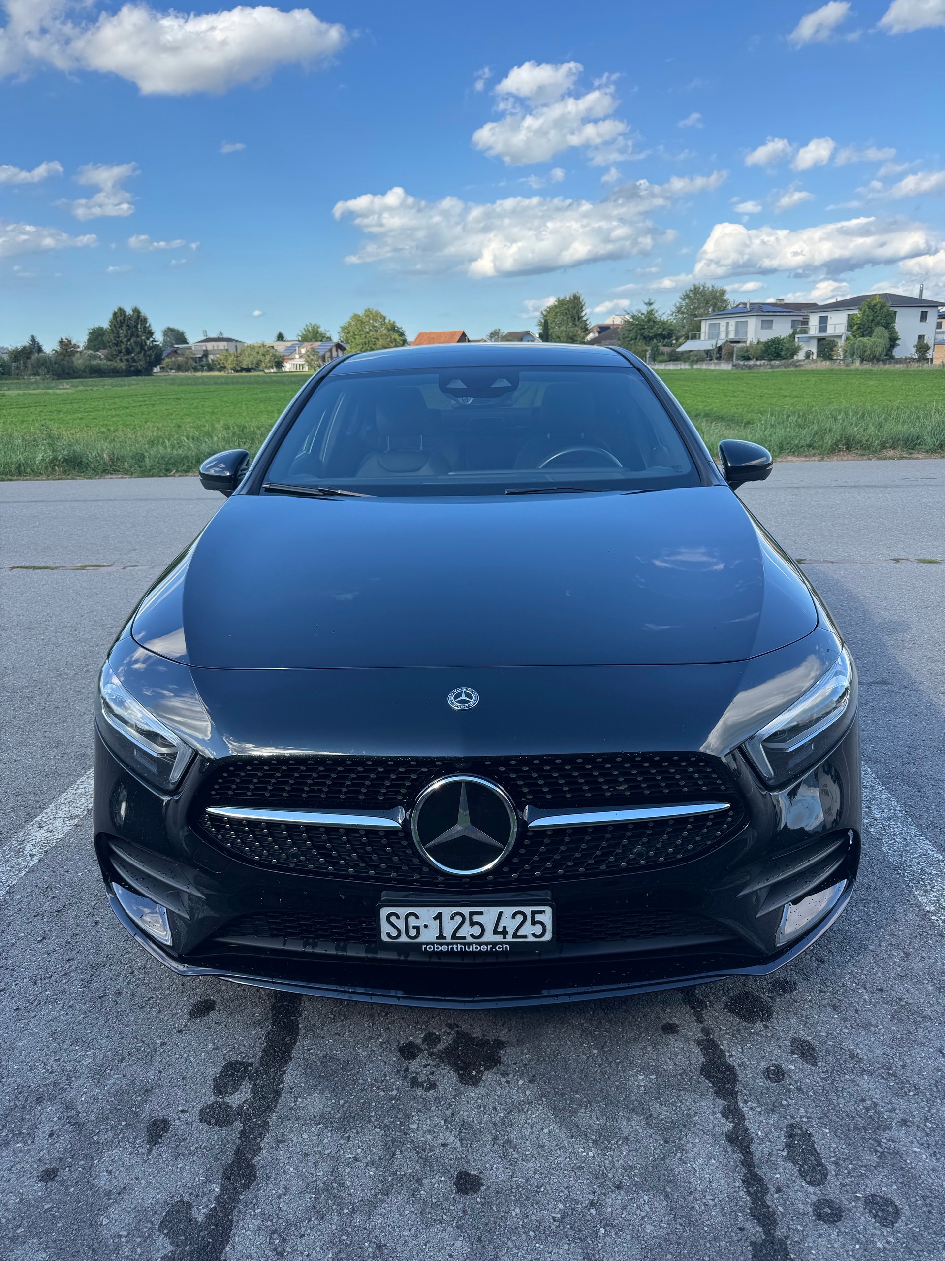 MERCEDES-BENZ A 250 AMG Line 4m-image-1
