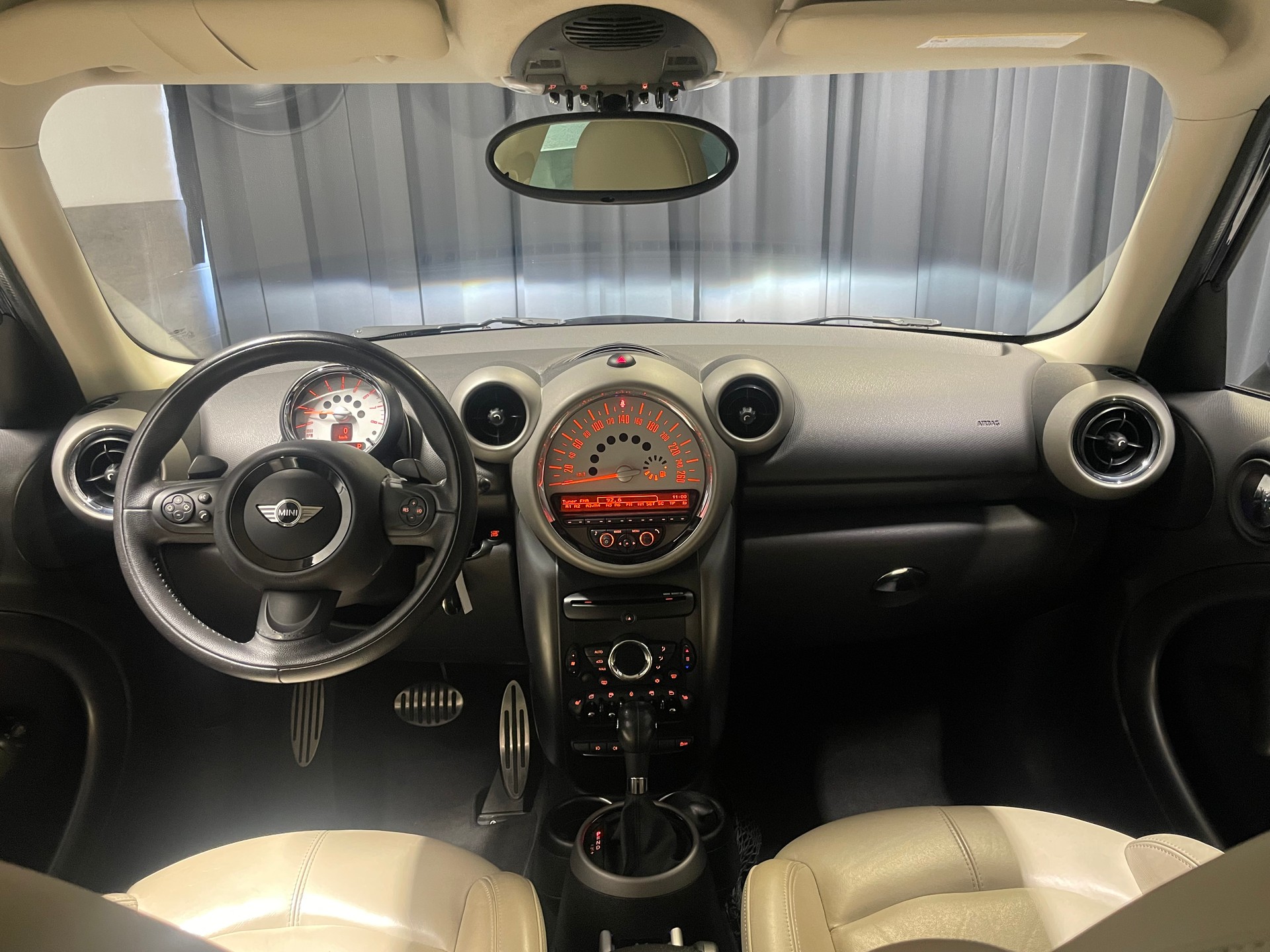 MINI Countryman Cooper S ALL4 Steptronic (61)-image-8